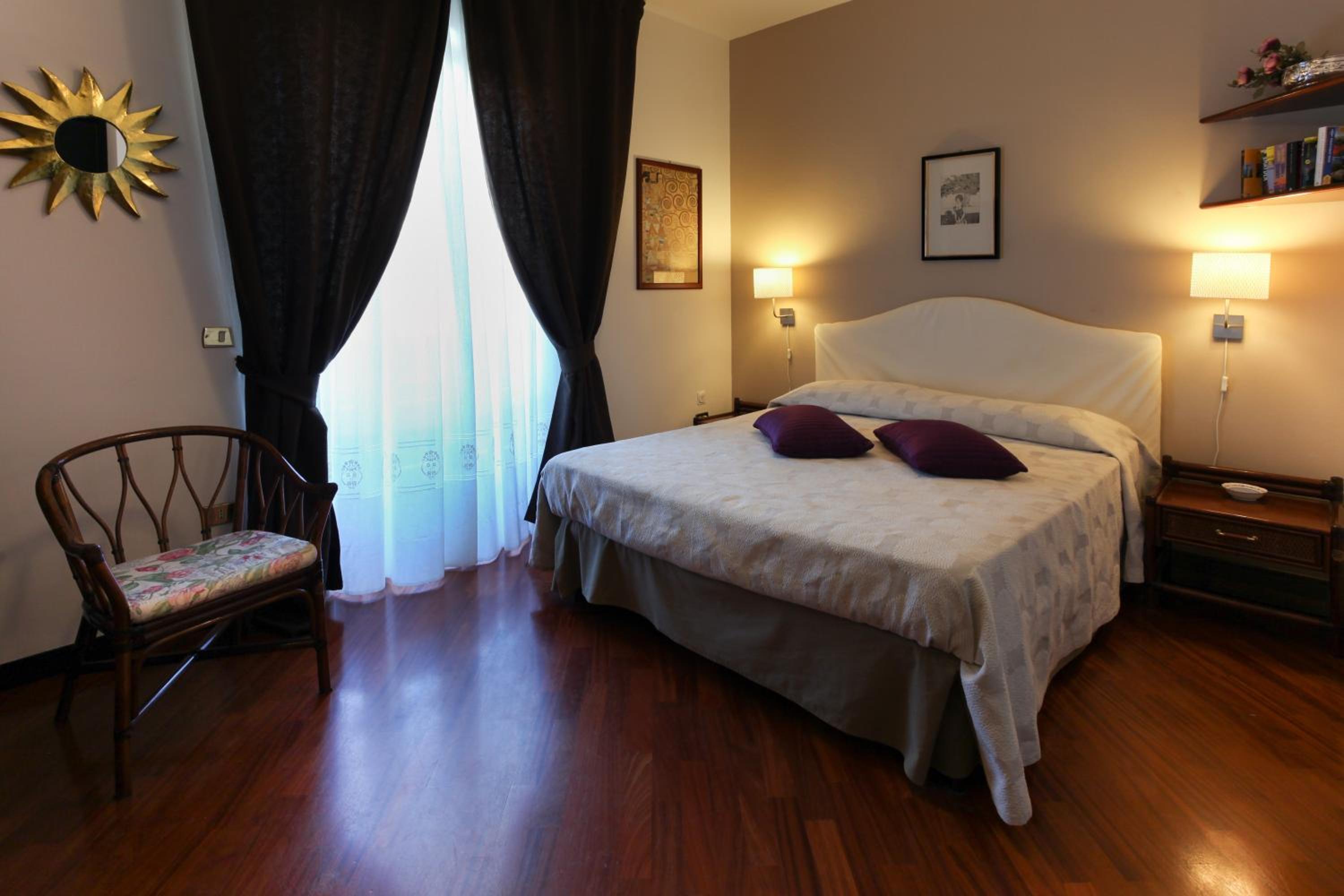 Habitación Doble con Balcón y Vista al Mar