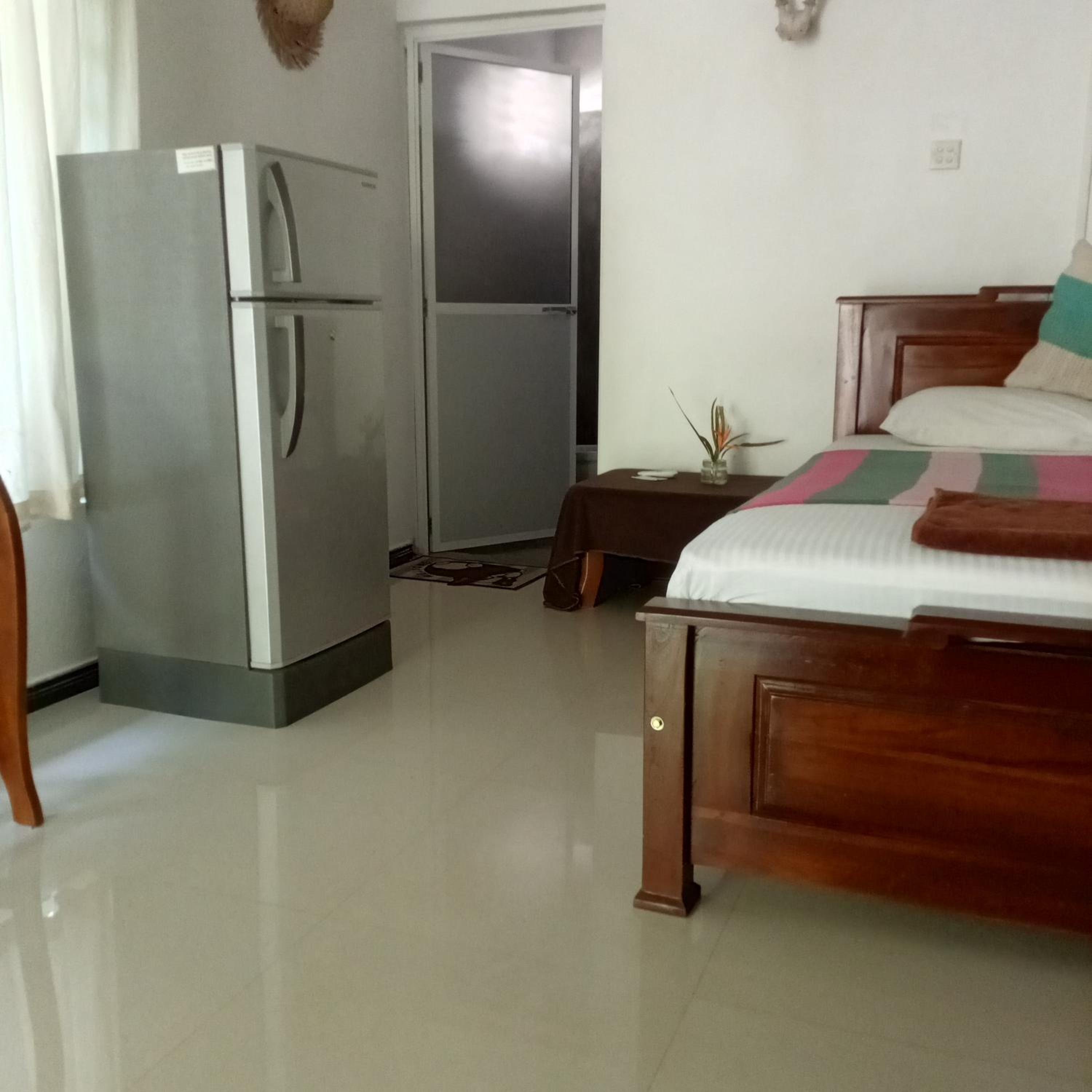 Deluxe Two-Bedroom Apartment with Garden View photo 2
