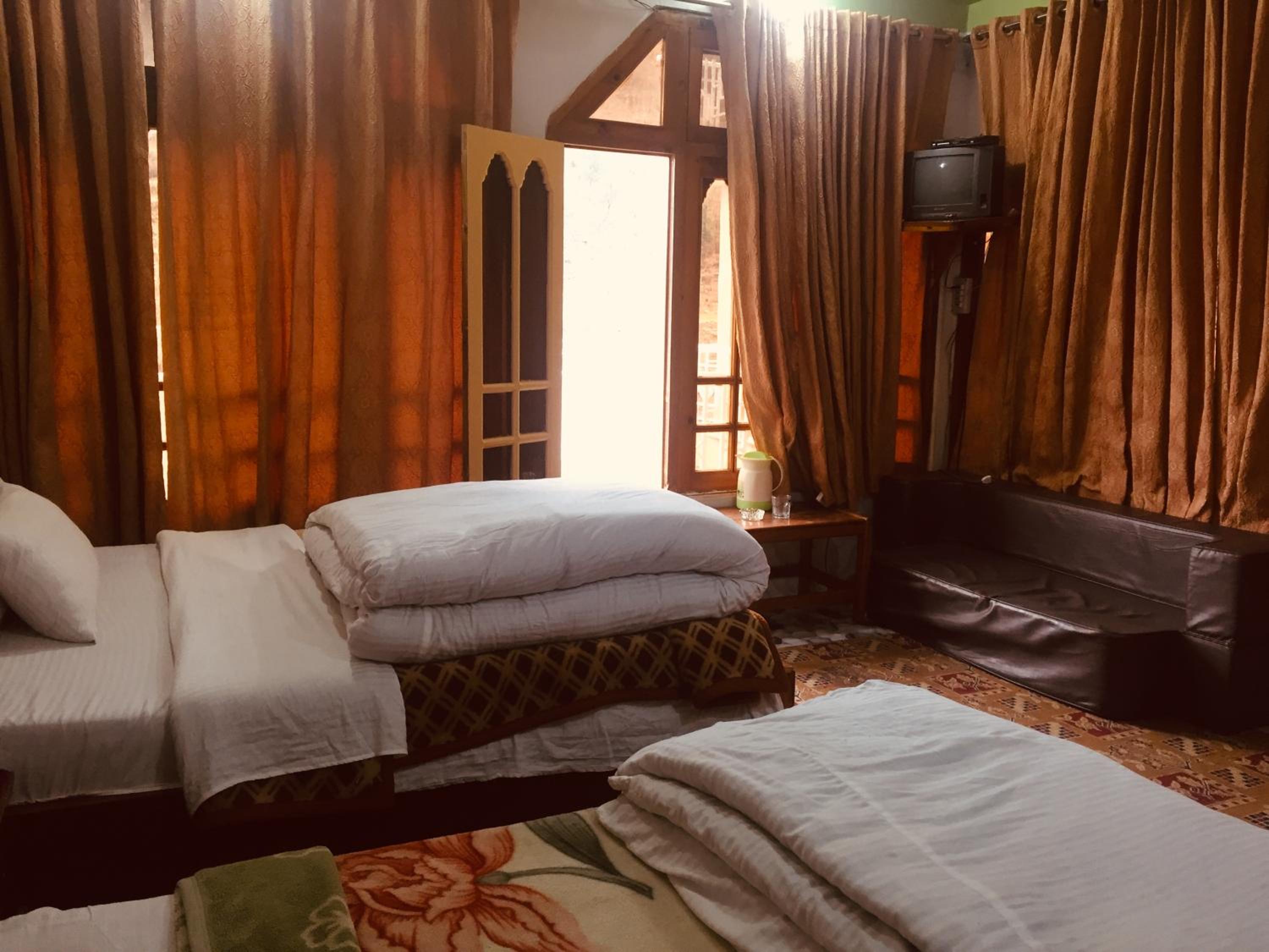 Triple Room with Balcony photo 2