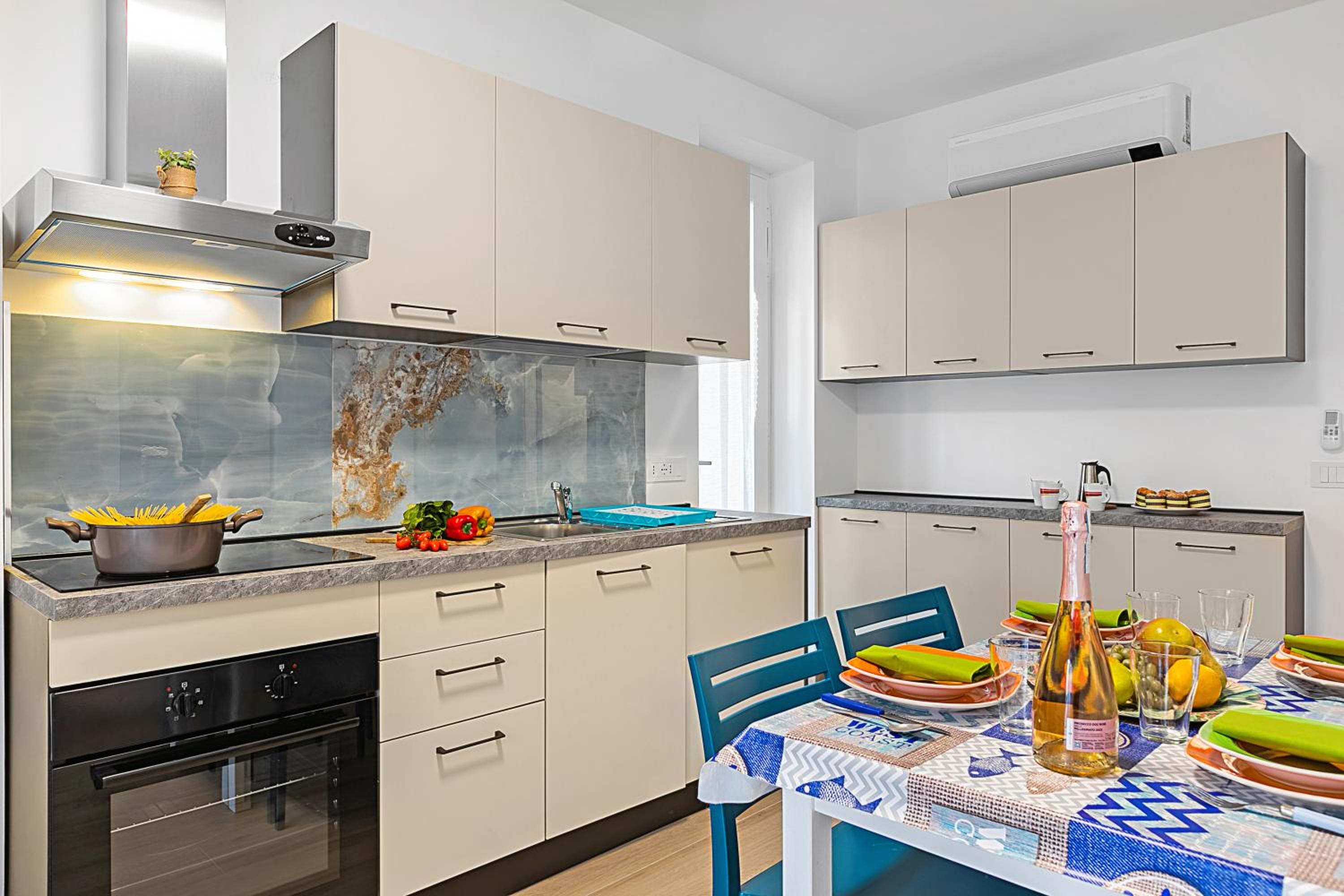Deluxe Apartment