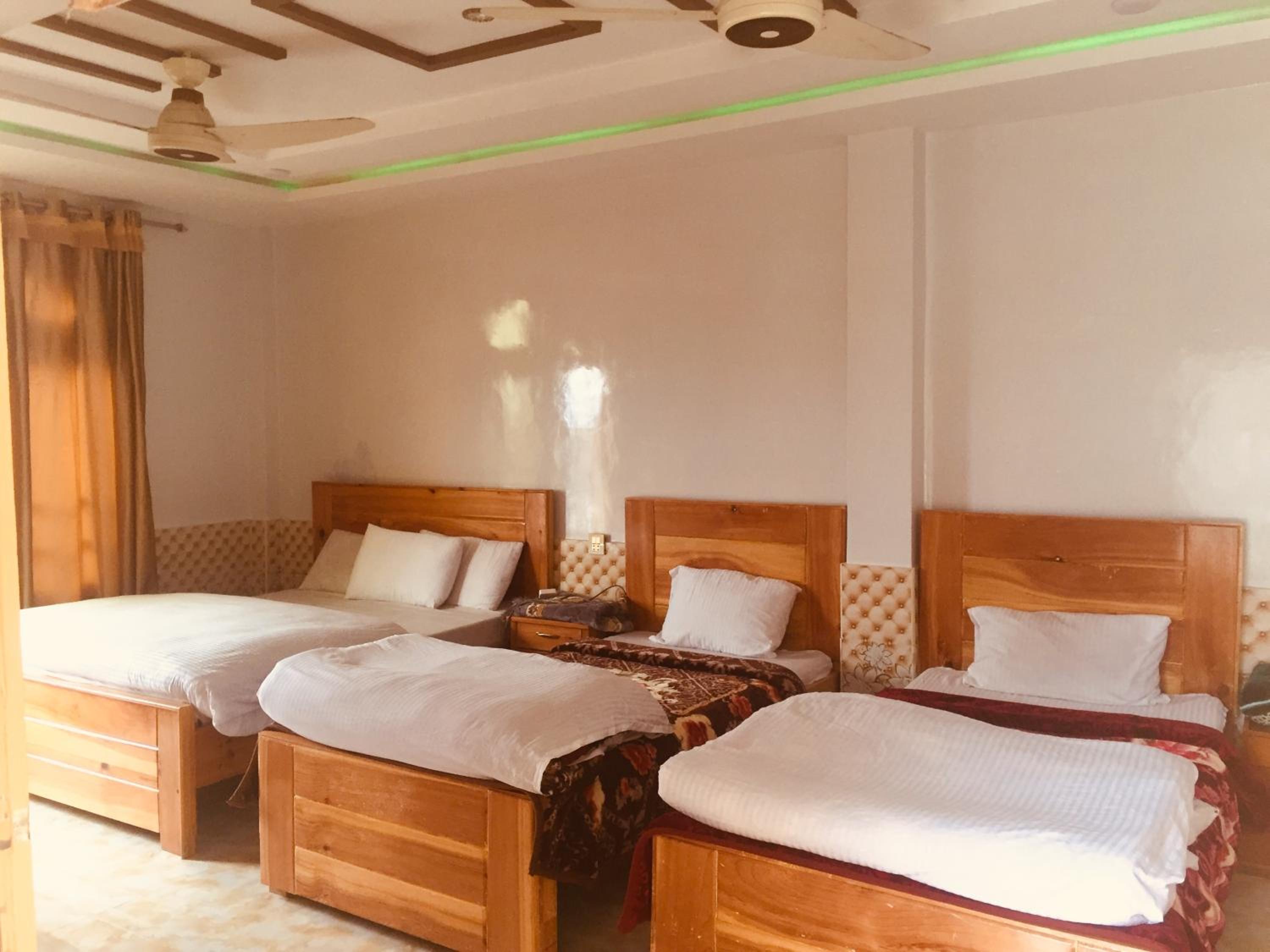 Quadruple Room with Sea View
