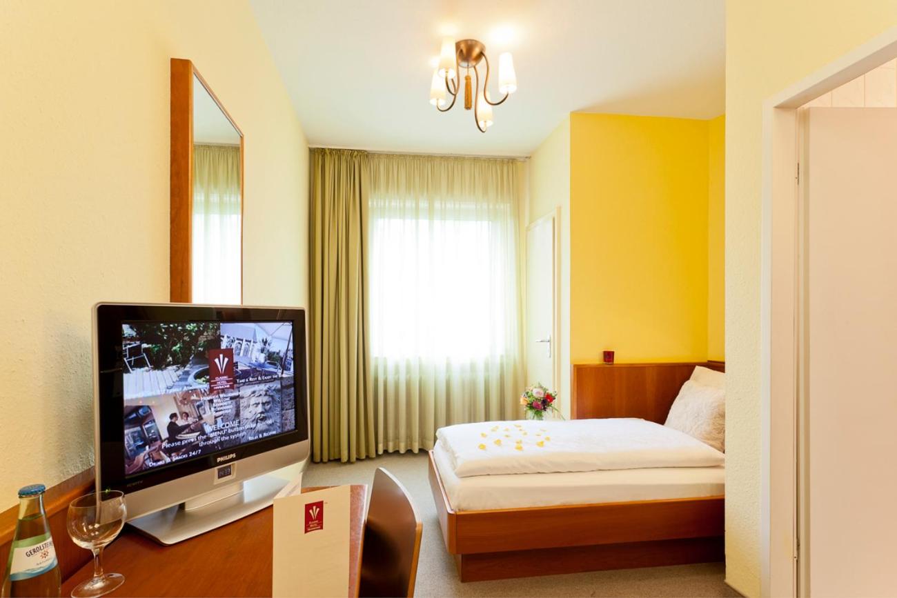 Budget Single Room