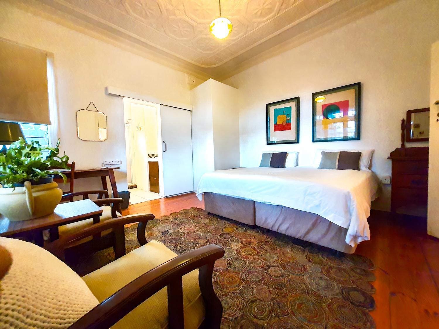 Standard King Room photo 2