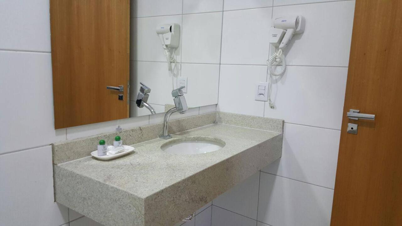 Deluxe Double or Twin Room photo 3