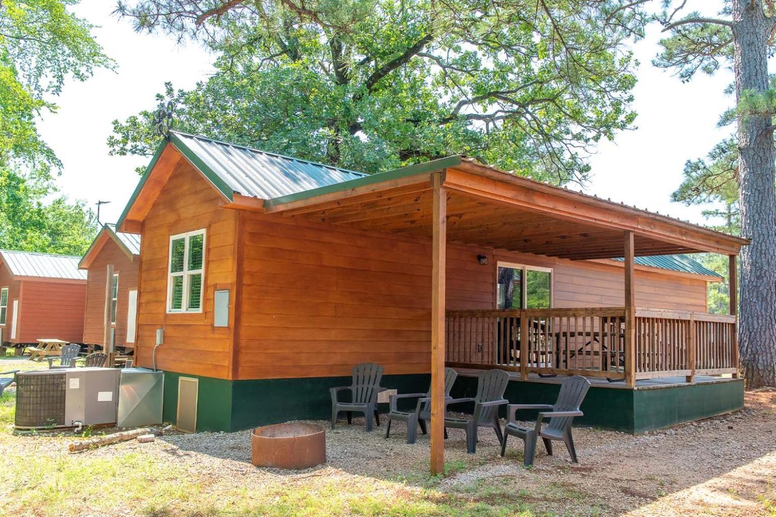 Two-Bedroom Cottage photo 3