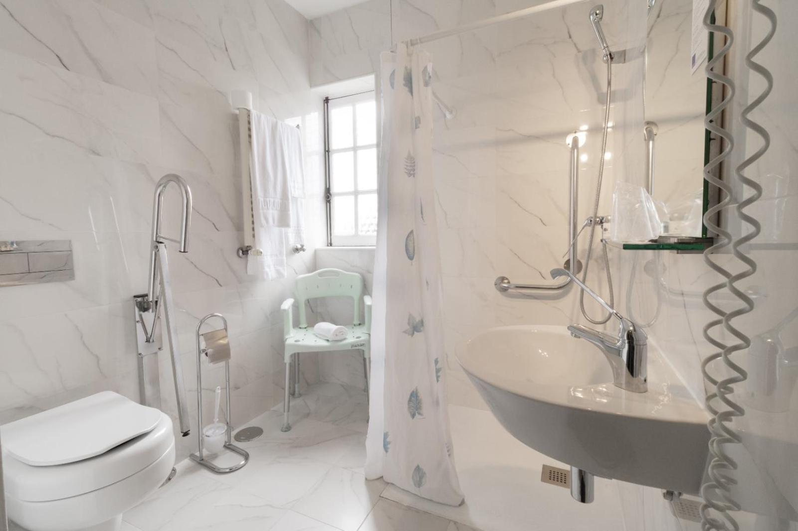 Double or Twin Room - Disability Access