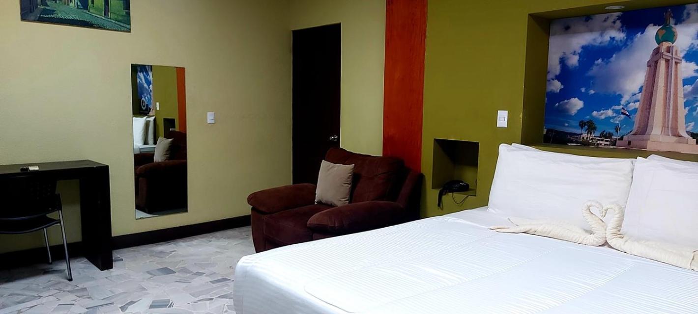 Executive Suite photo 2