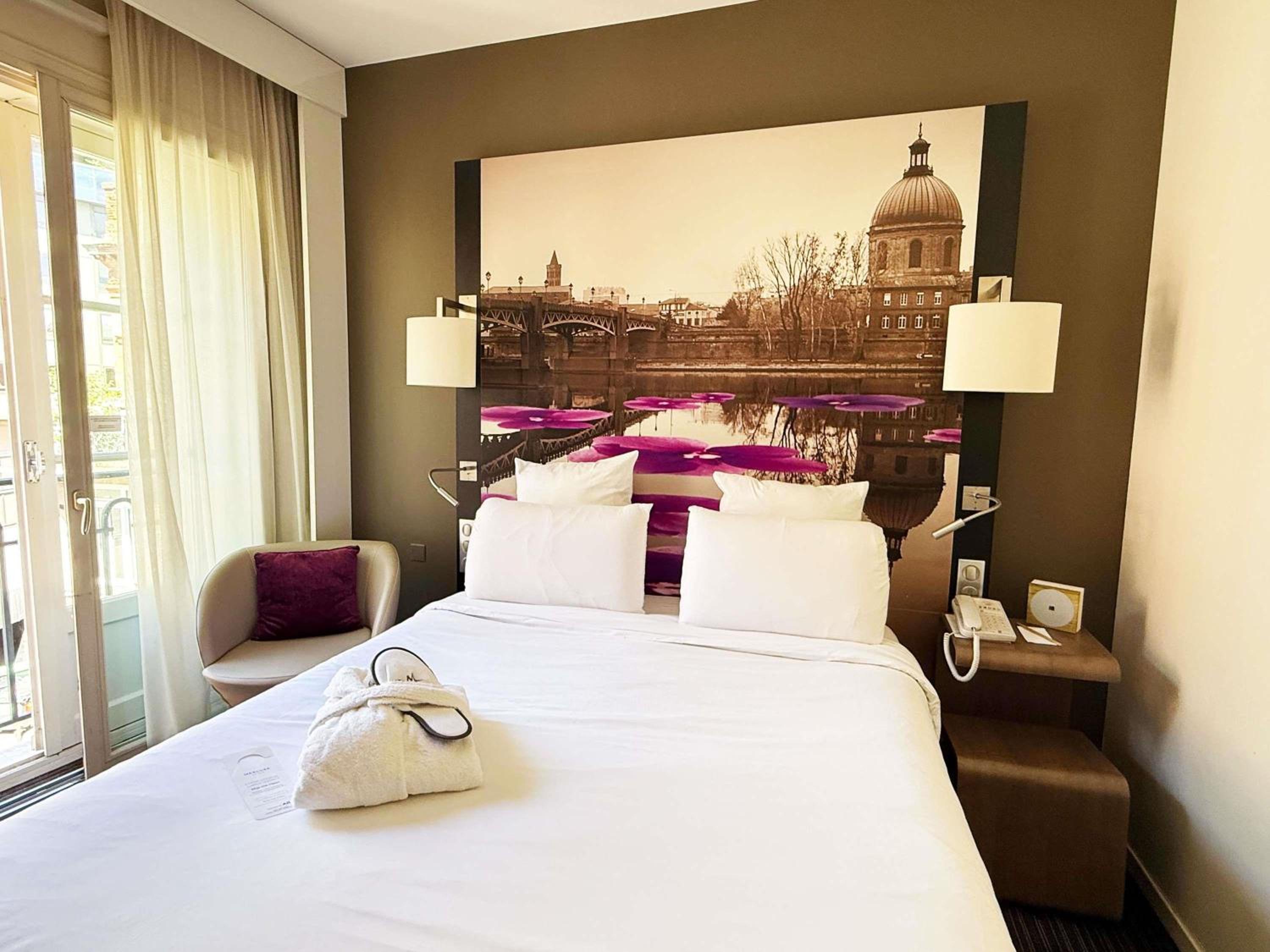 Superior Double Room with Balcony - Photo 5