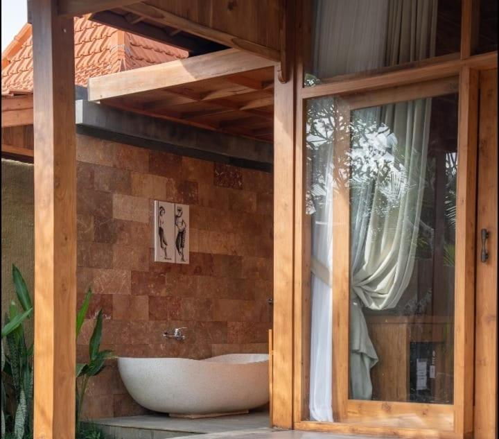 Deluxe King Room photo 2
