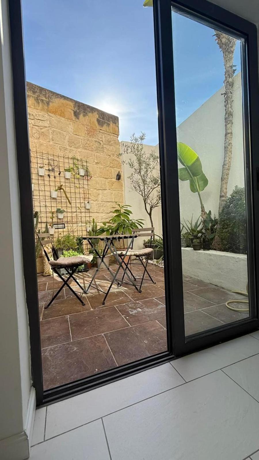 Single Room with Terrace