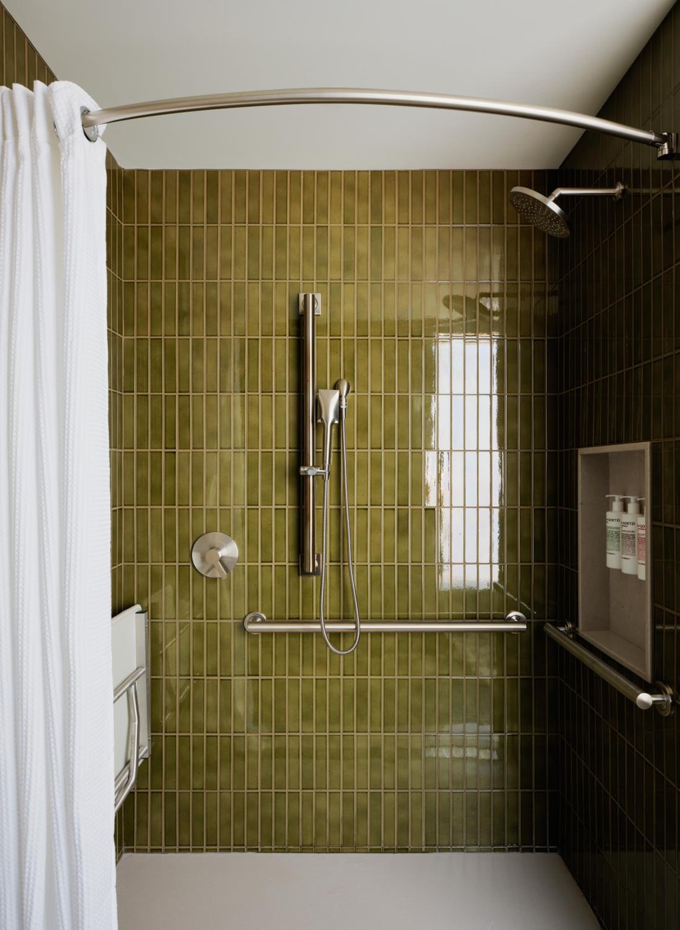 Queen Room with Two Queen Beds ADA Shower