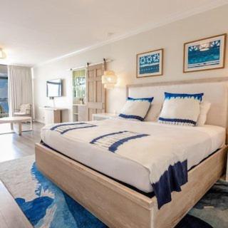Suite - Photo 3