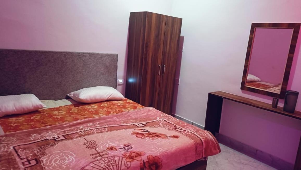 Standard Double Room photo 3