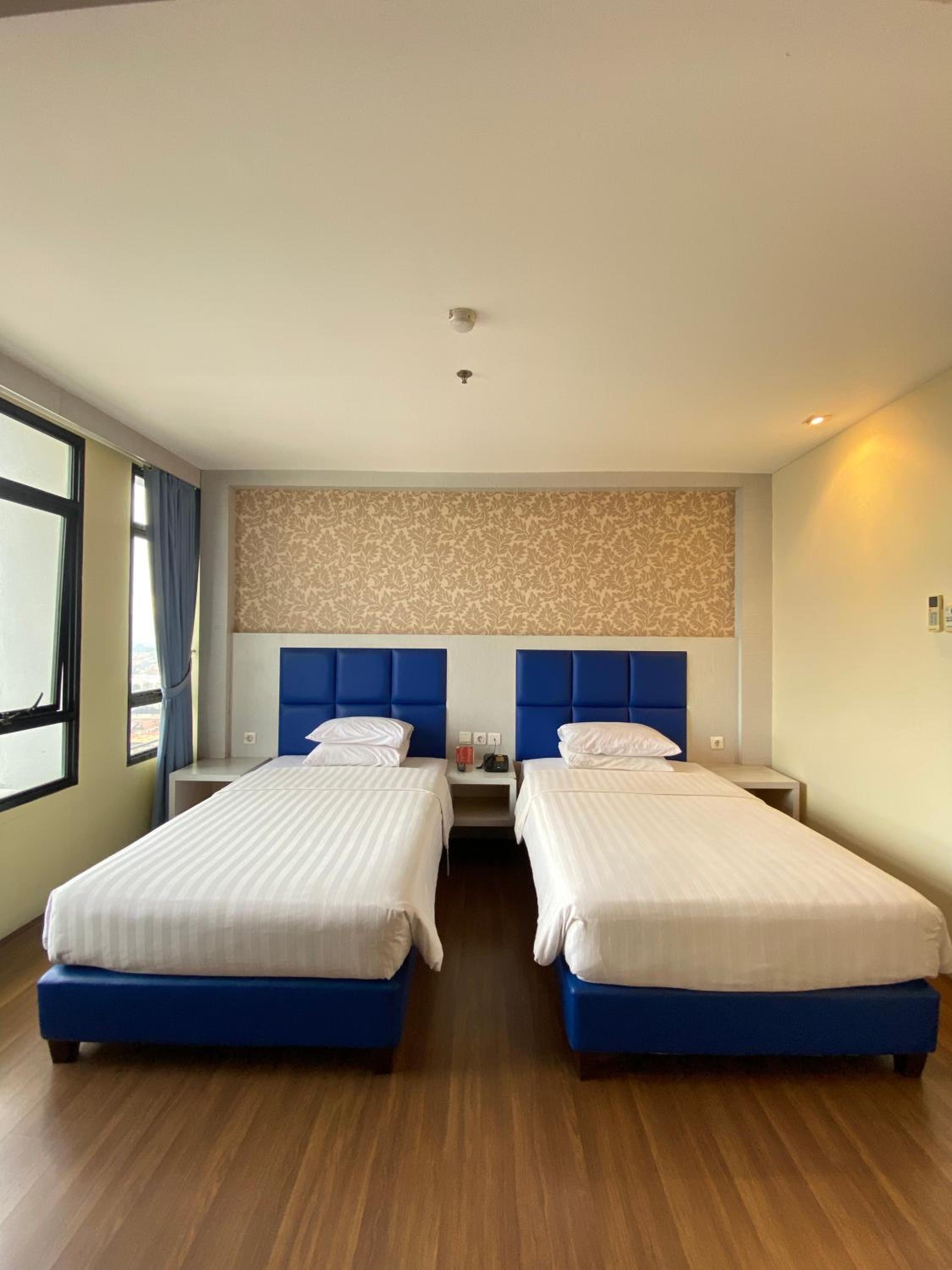 Luxury Triple Room photo 2