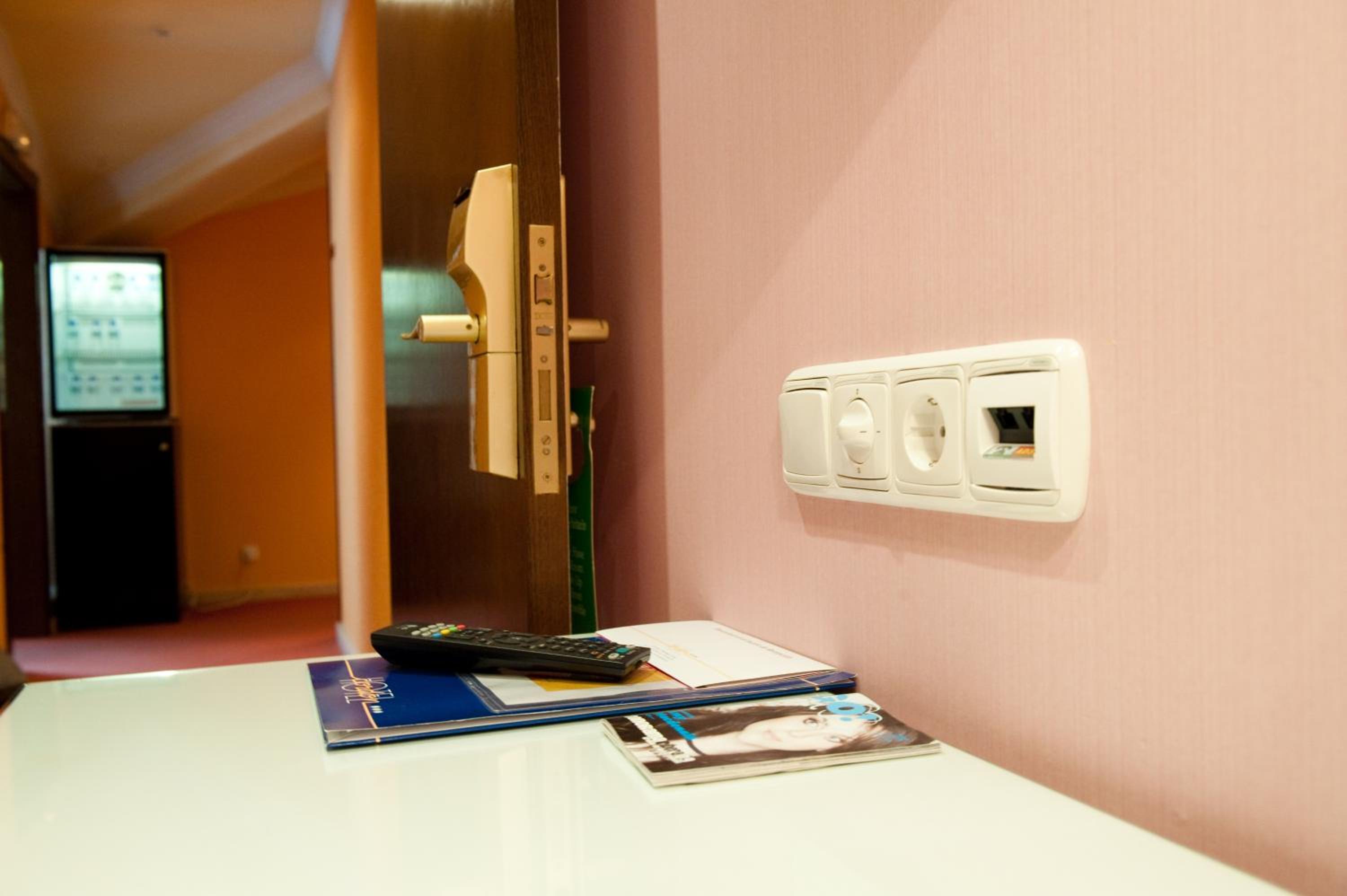 Single Room photo 3