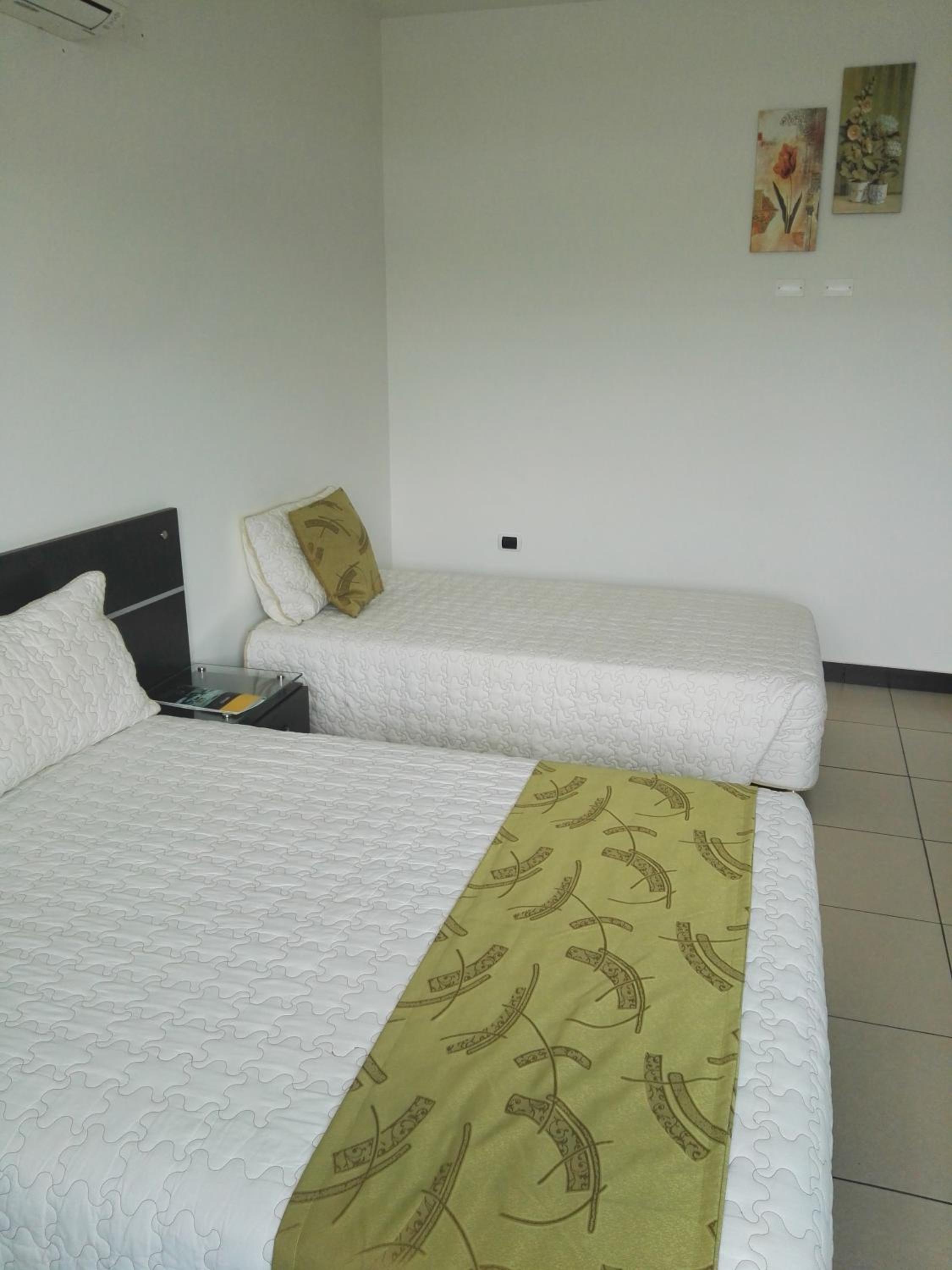 Deluxe Double Room (2 Adults + 1 Child) photo 1