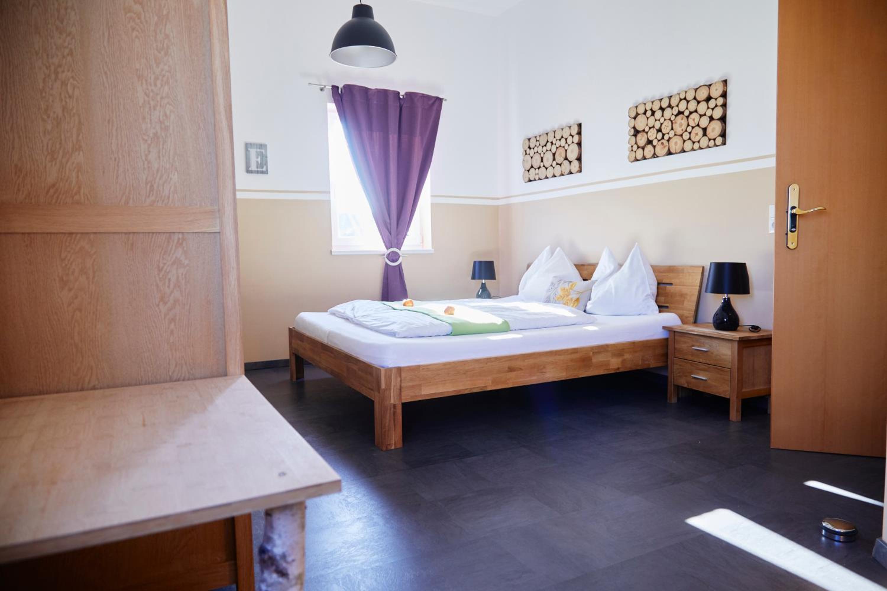 Economy Single Room