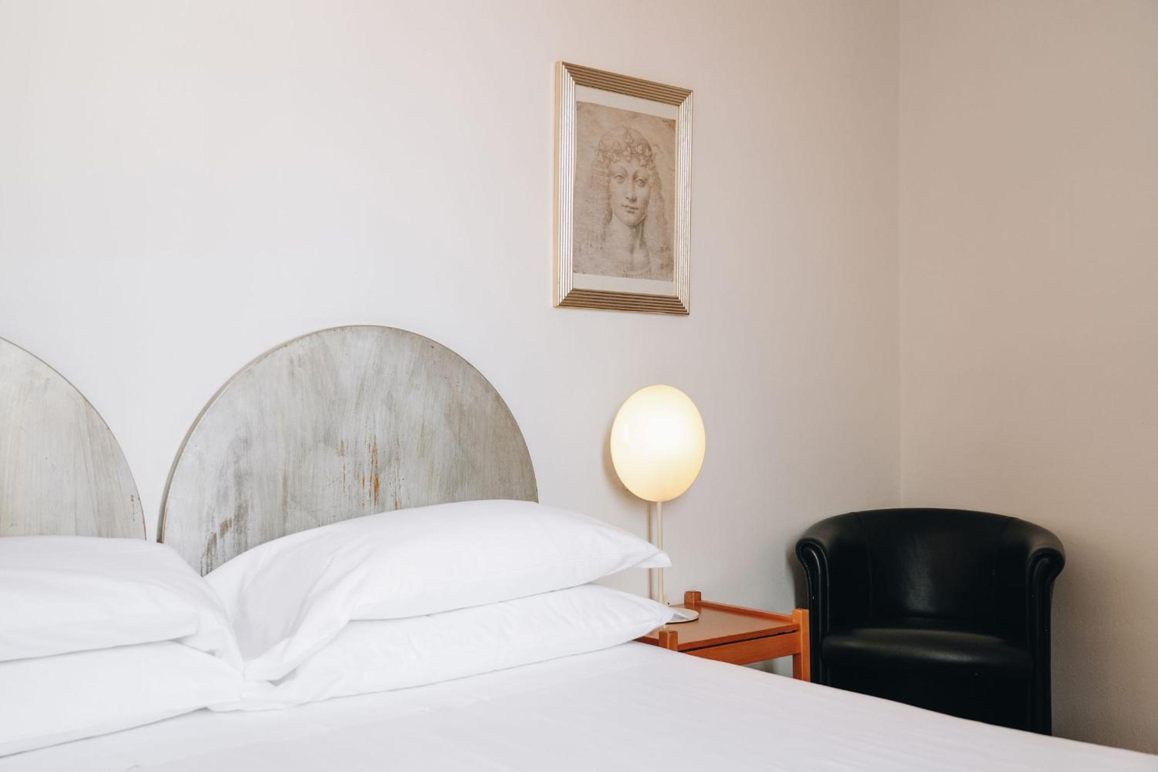 Budget Double Room photo 2