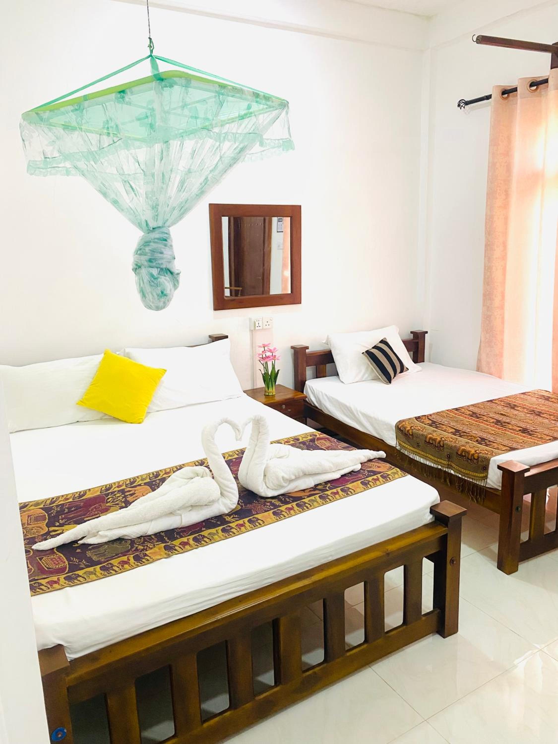 Deluxe Triple Room photo 3