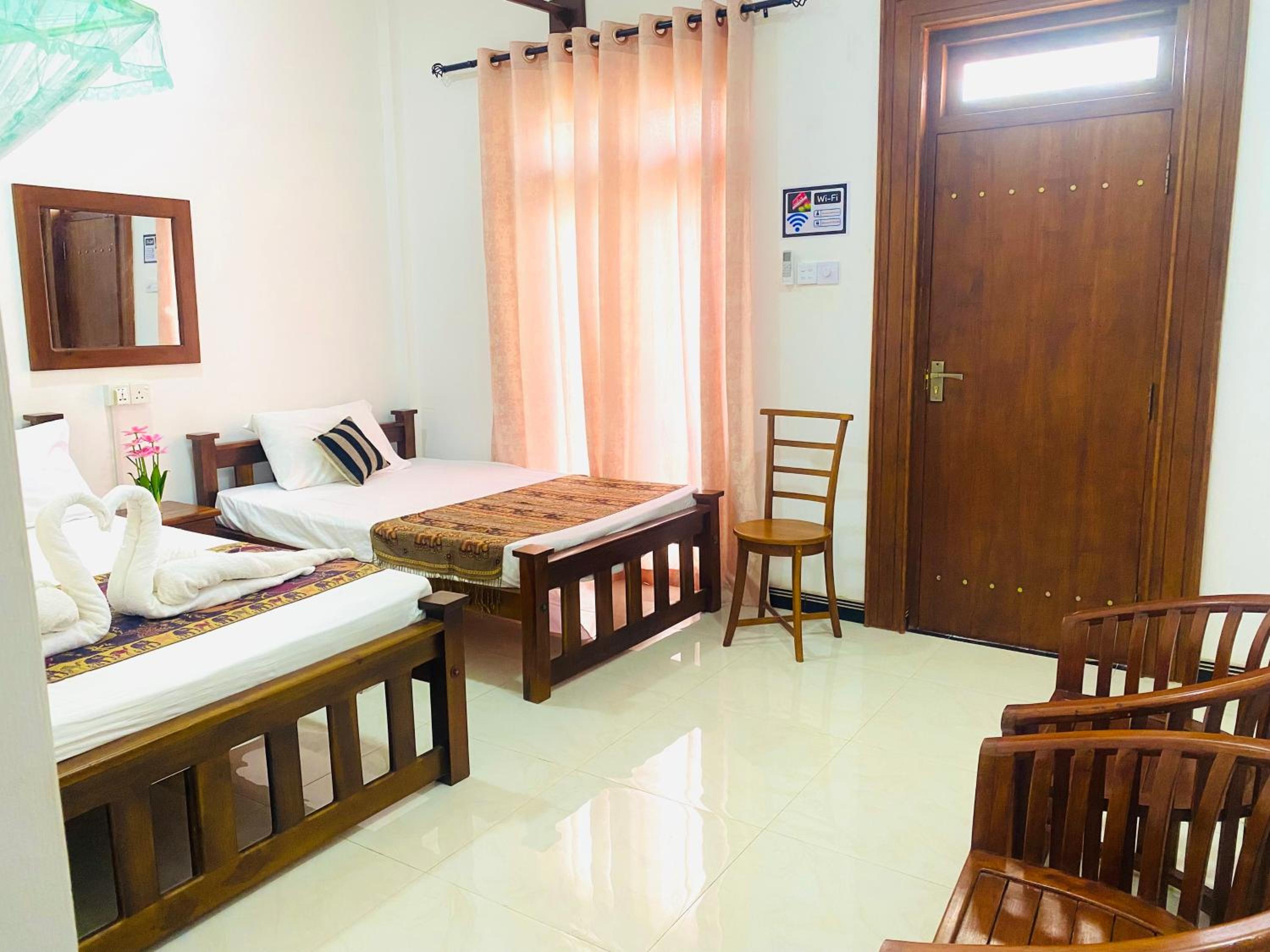Deluxe Triple Room photo 2