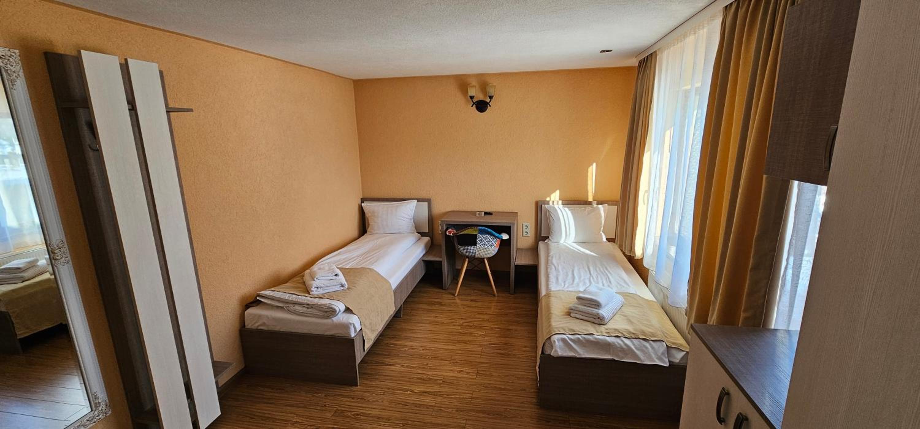 Twin Room with Private Bathroom