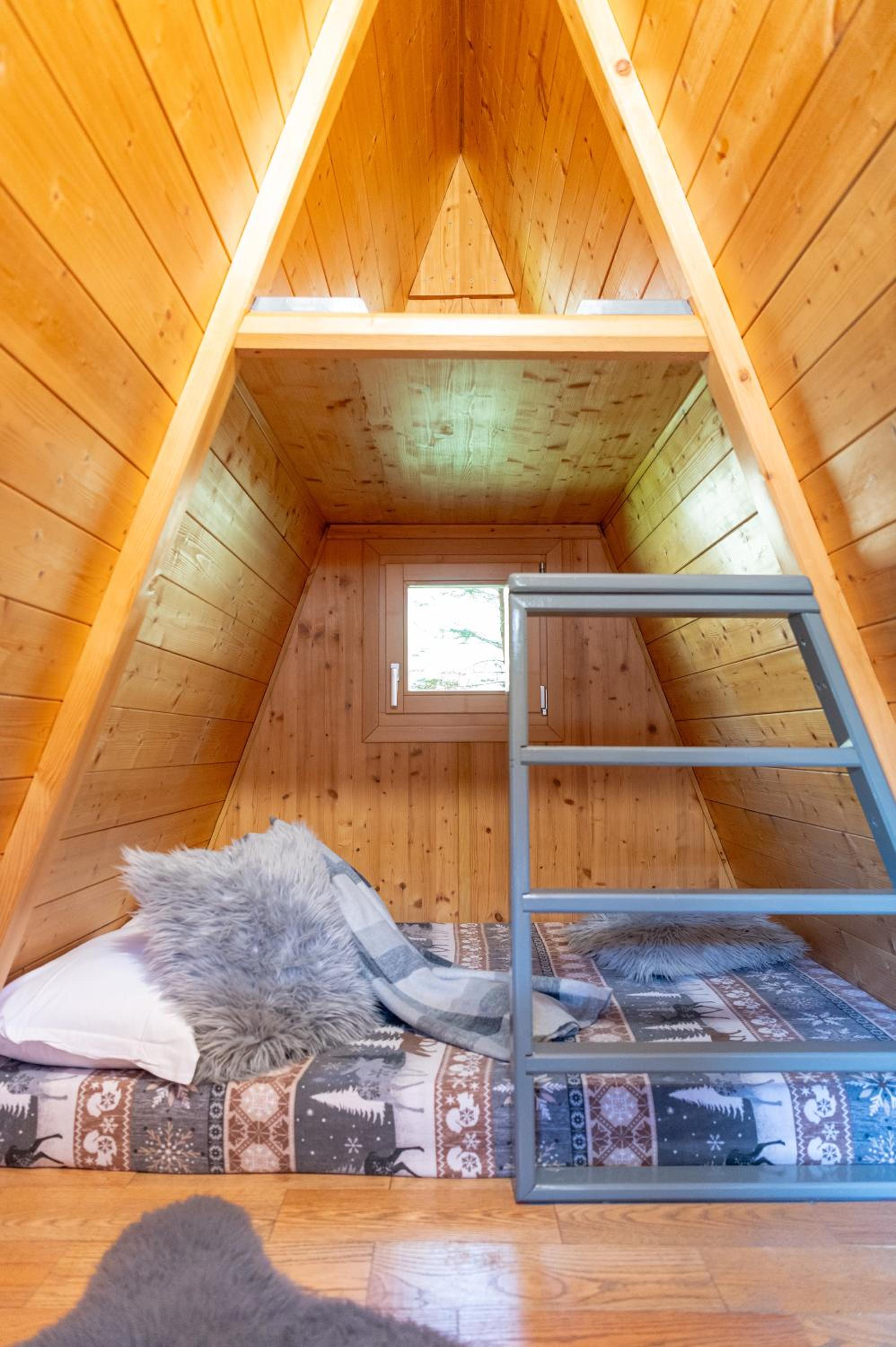 Suite with Mountain View photo 3
