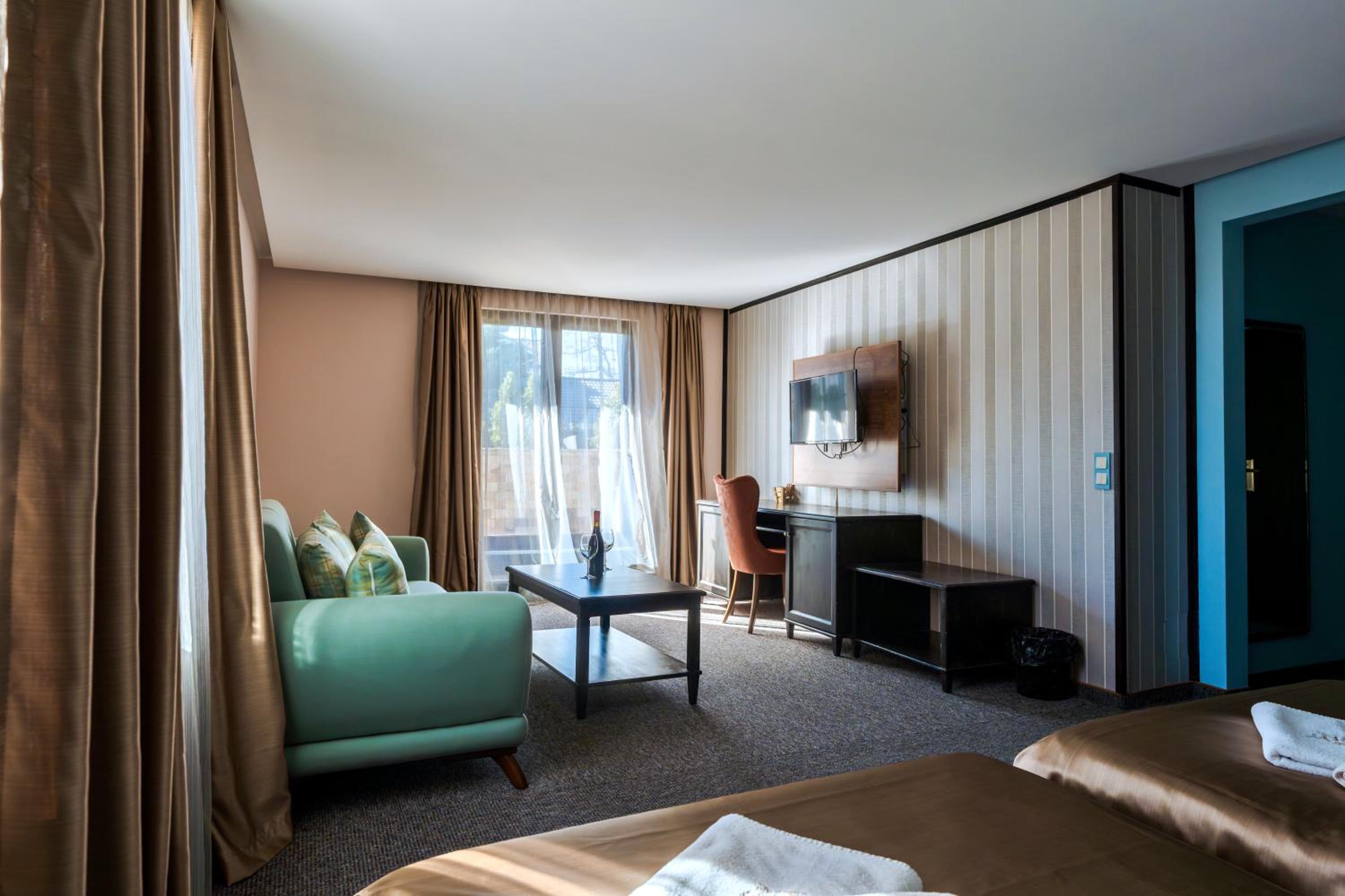 Deluxe Double or Twin Room