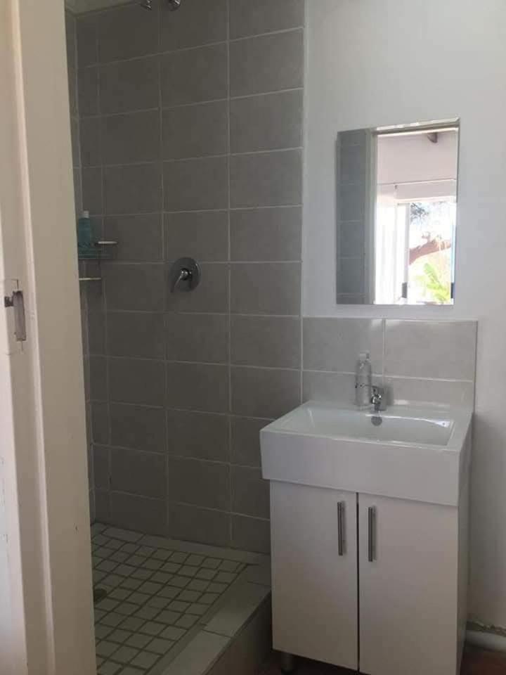 Budget Twin Room photo 2