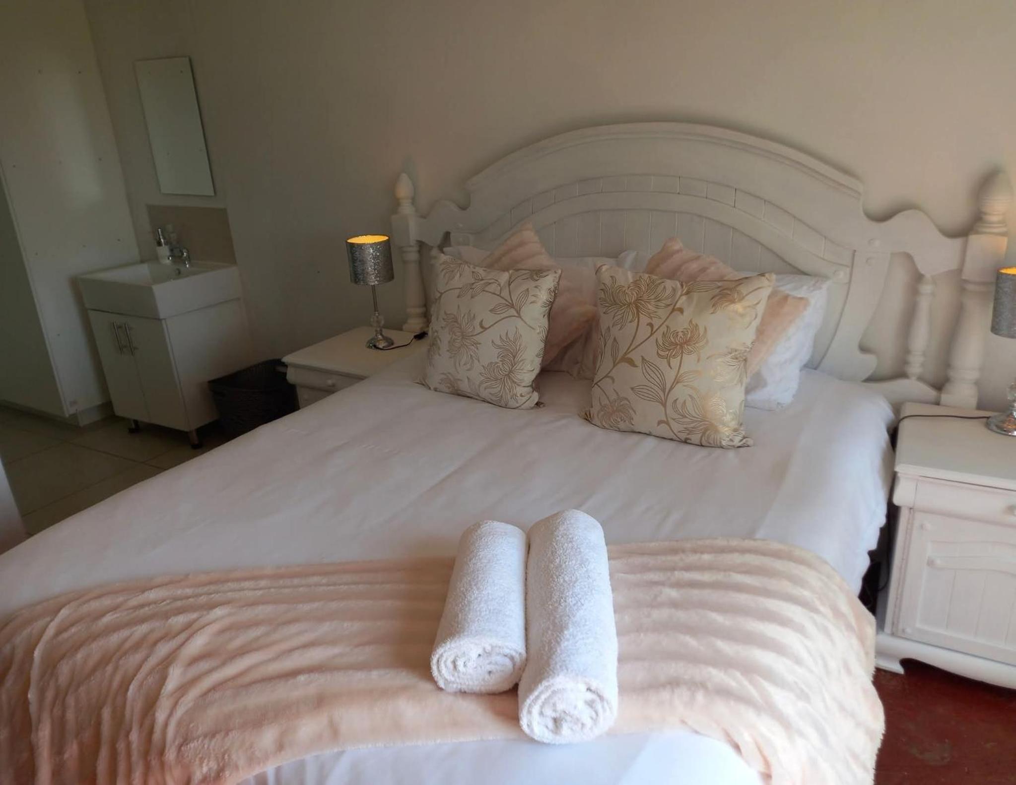 Deluxe Double Room with Bath photo 2