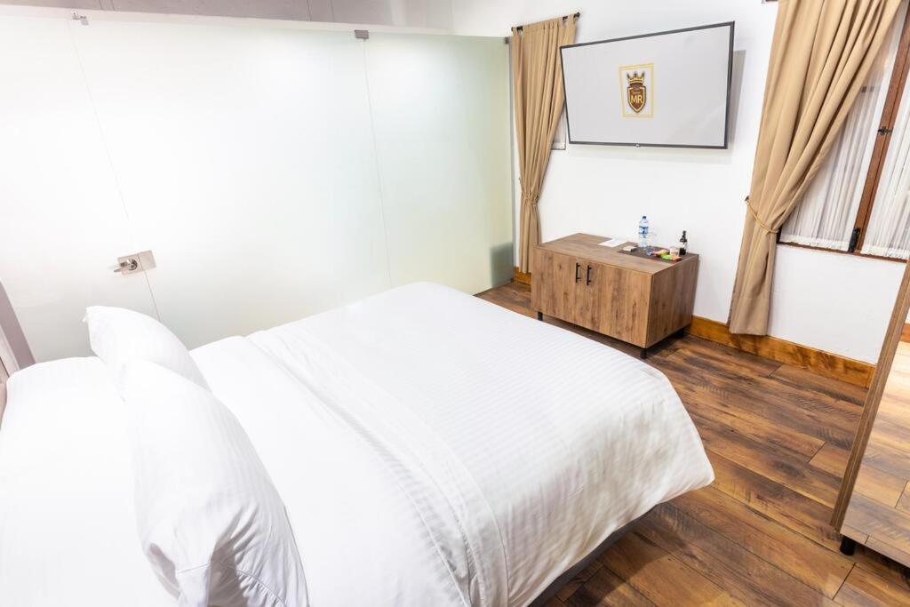 Deluxe Junior Suite