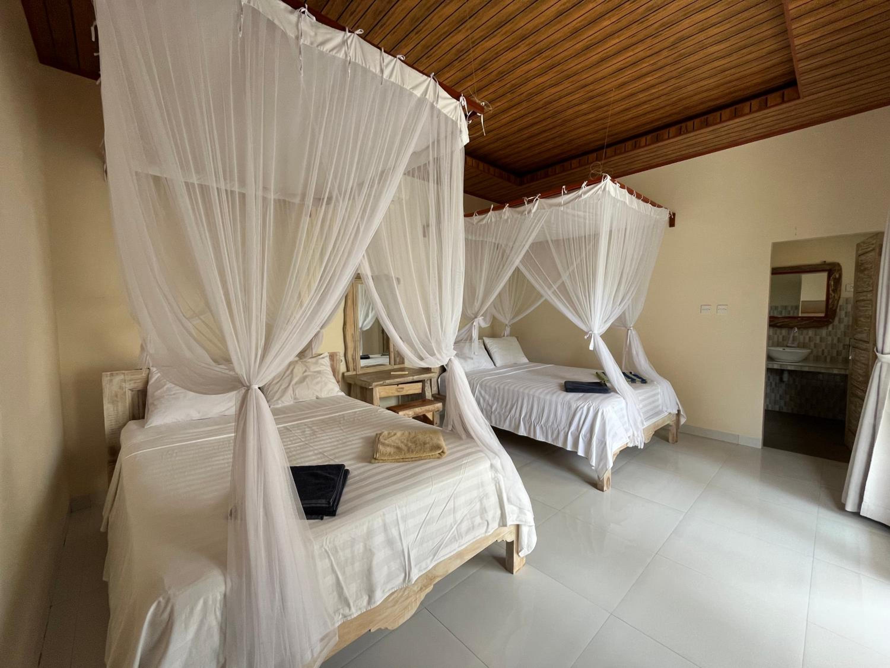 Deluxe Double or Twin Room with Sea View photo 2