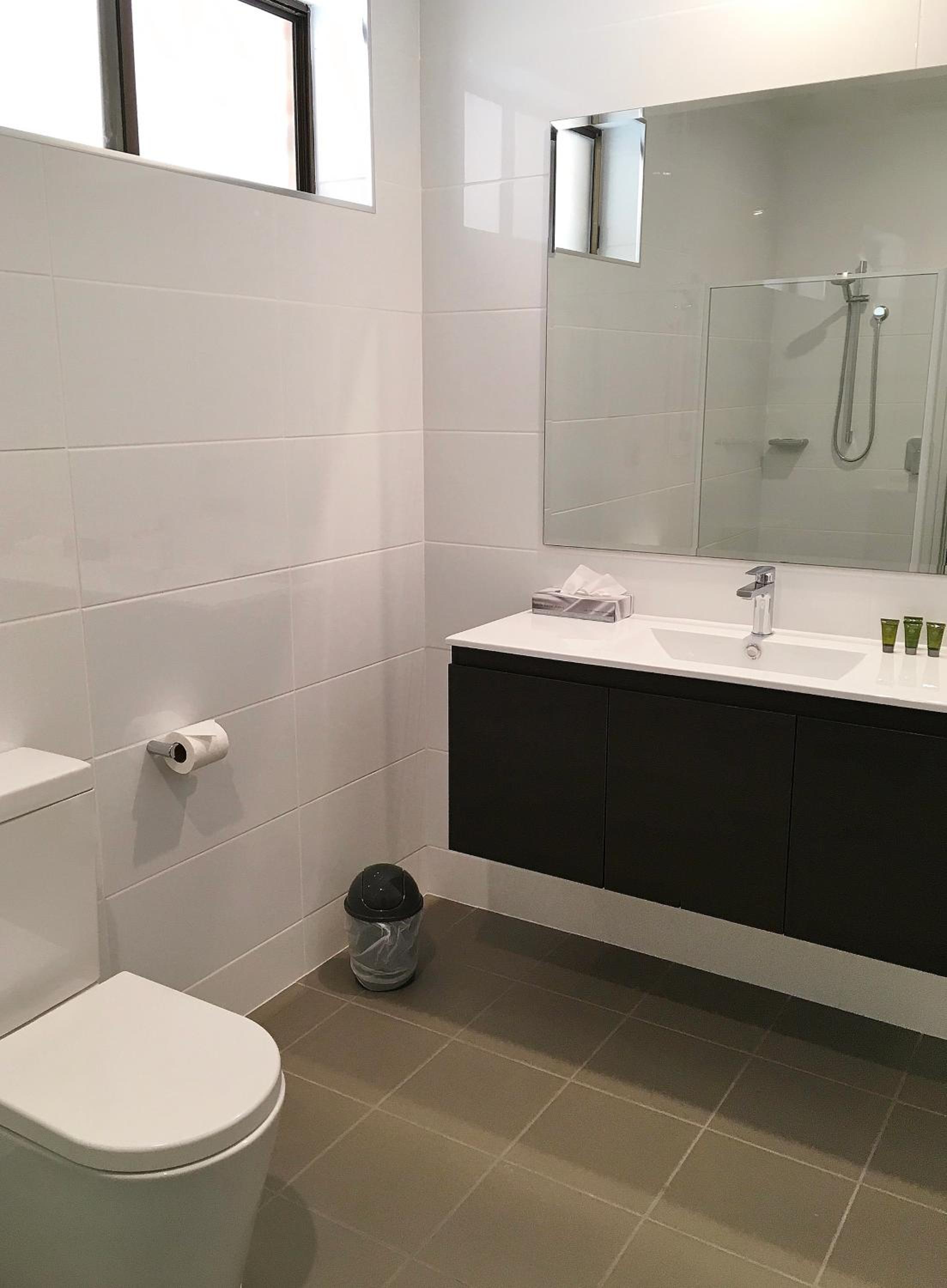 Superior Quad Room with Ocean View - Photo 5
