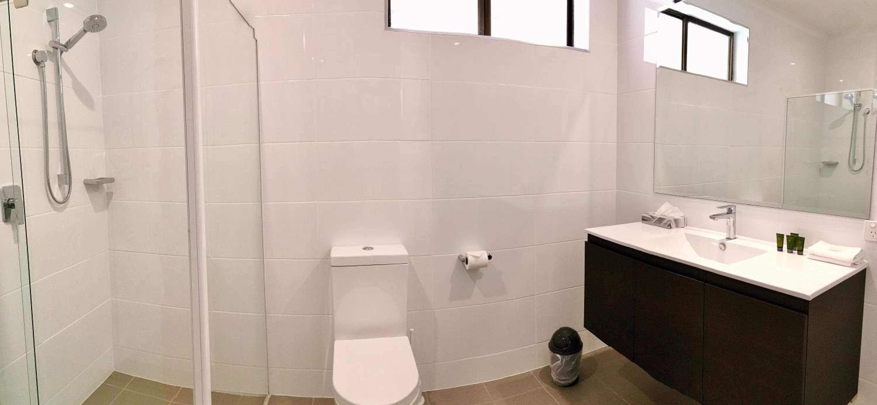 Superior Quad Room with Ocean View - Photo 10