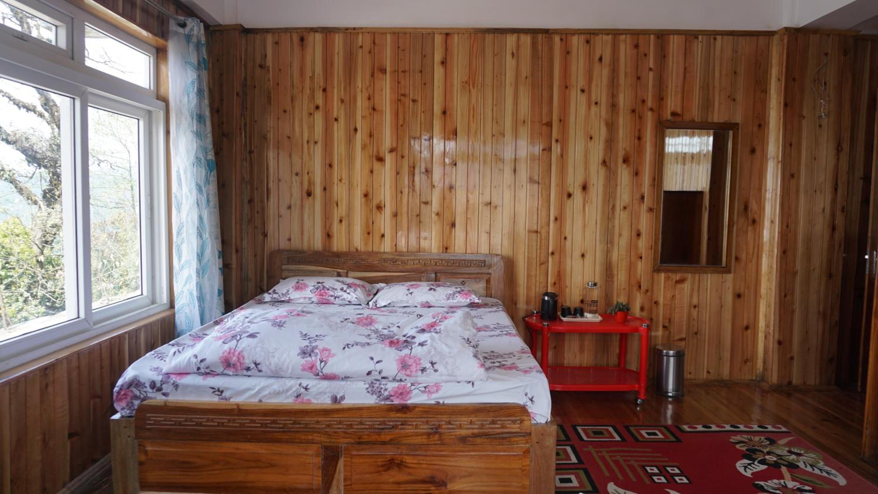 Deluxe Double or Twin Room photo 3