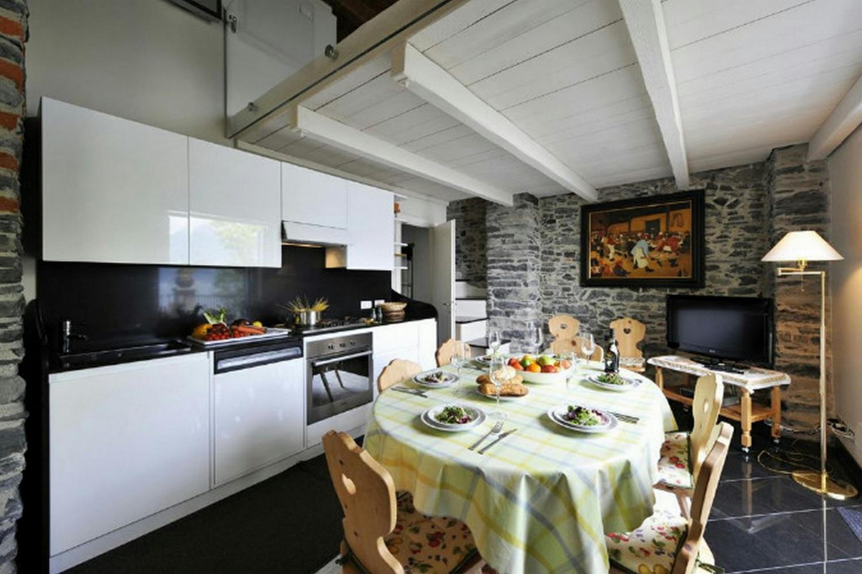 Three-Bedroom Villa photo 2