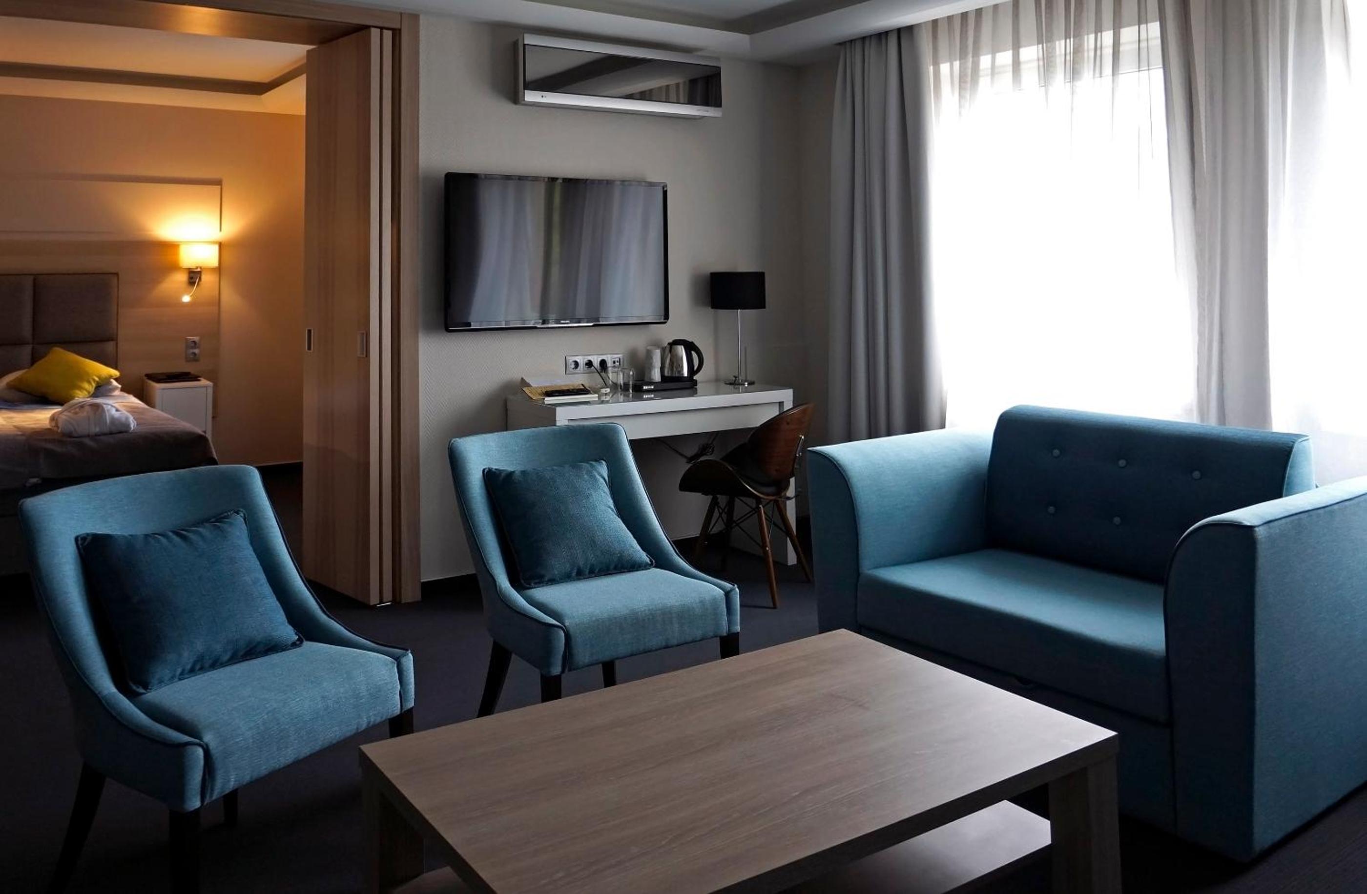 Suite - Photo 4