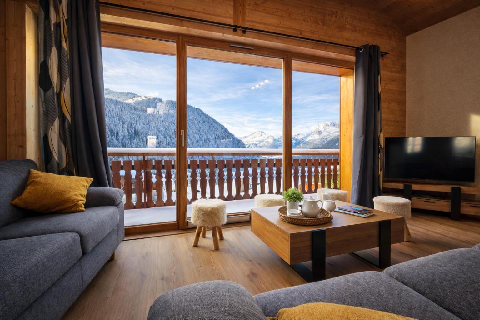 Three-Bedroom Chalet photo 2