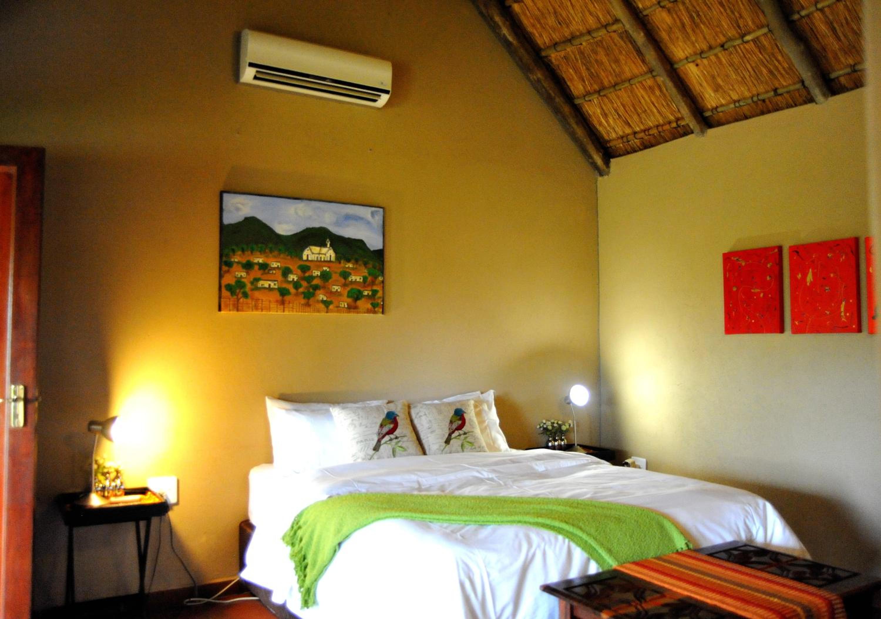 Double Room with Private Bathroom photo 1