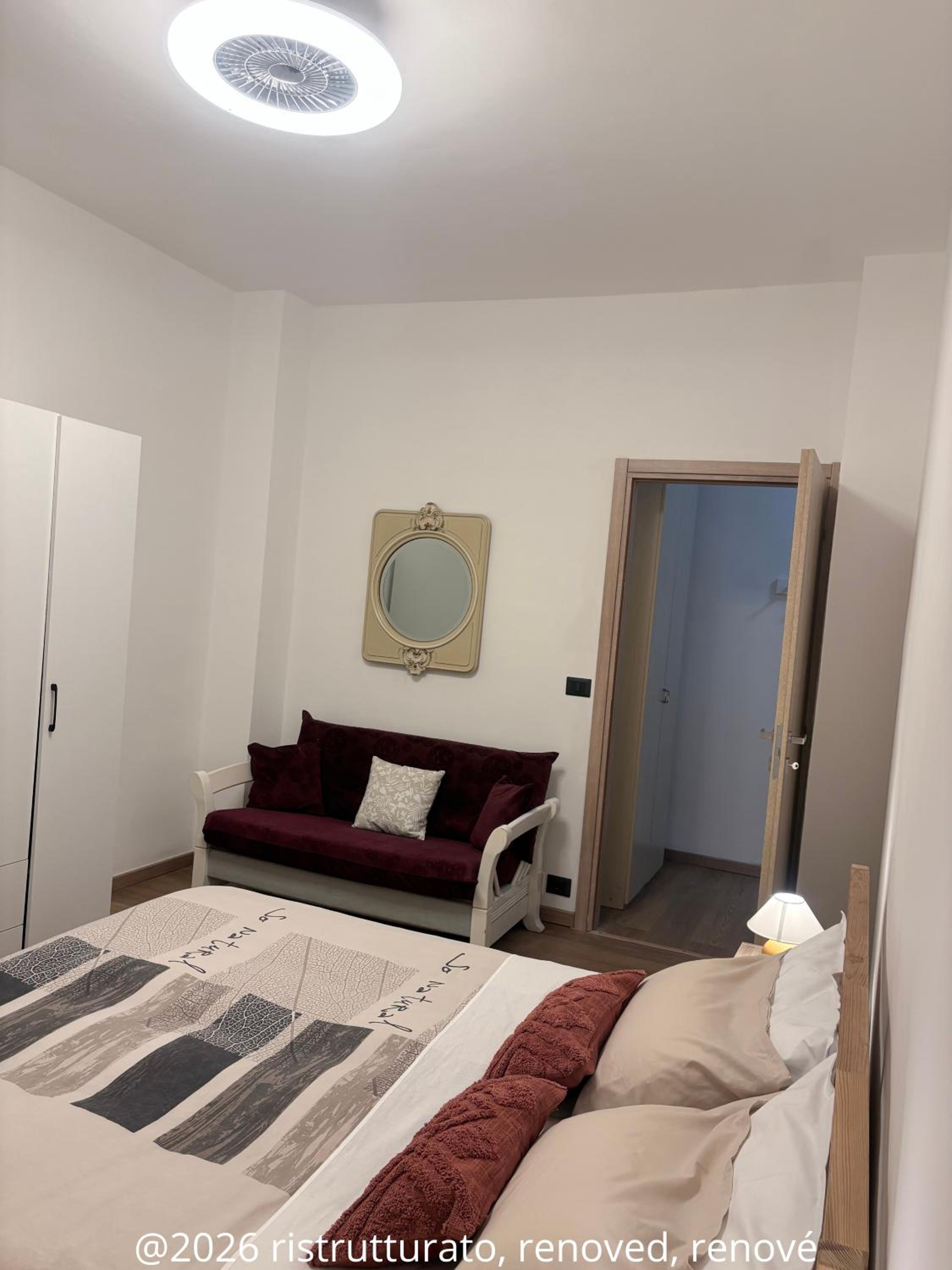 One-Bedroom Apartment with Balcony