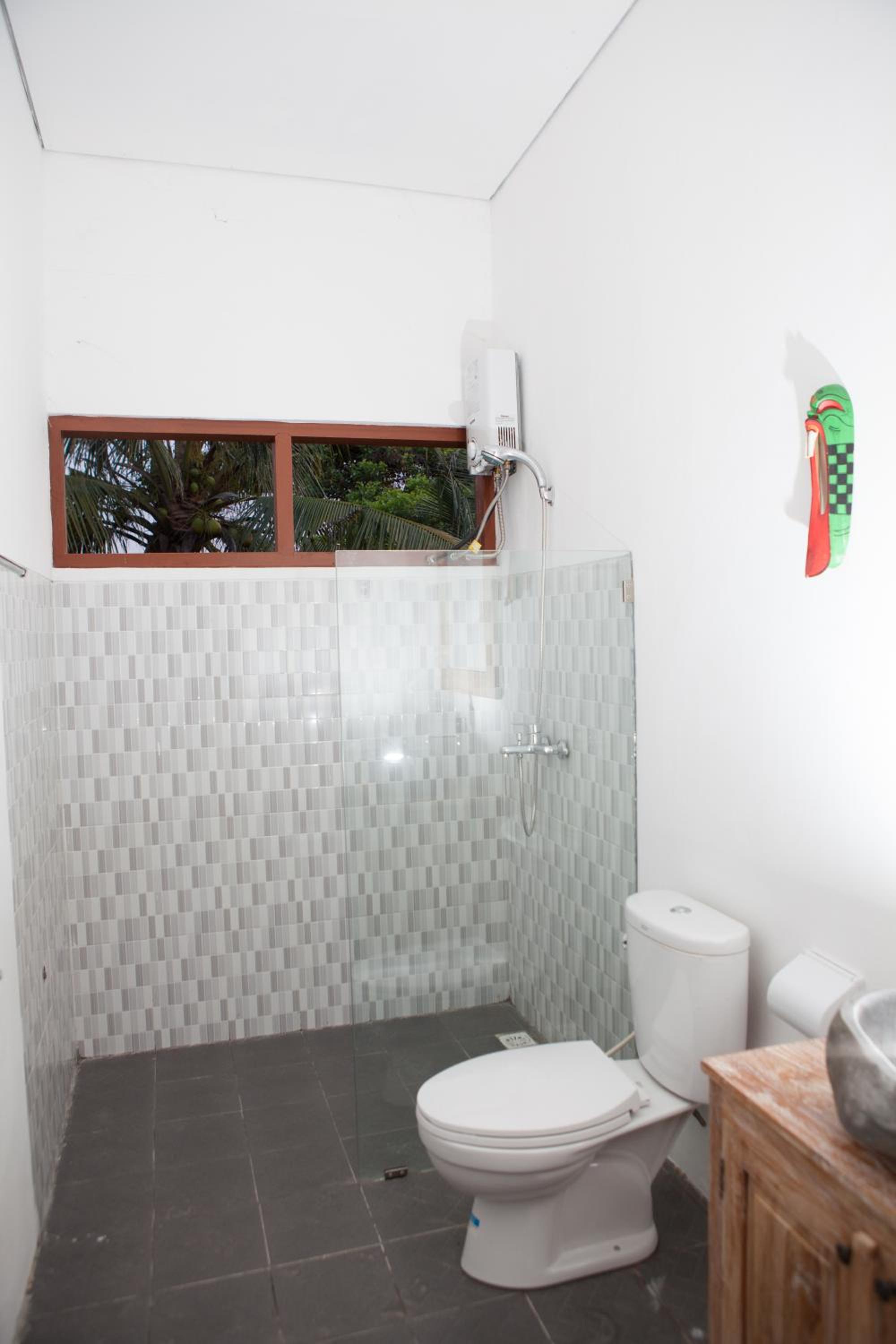 Deluxe Double Room with Shower - Photo 4