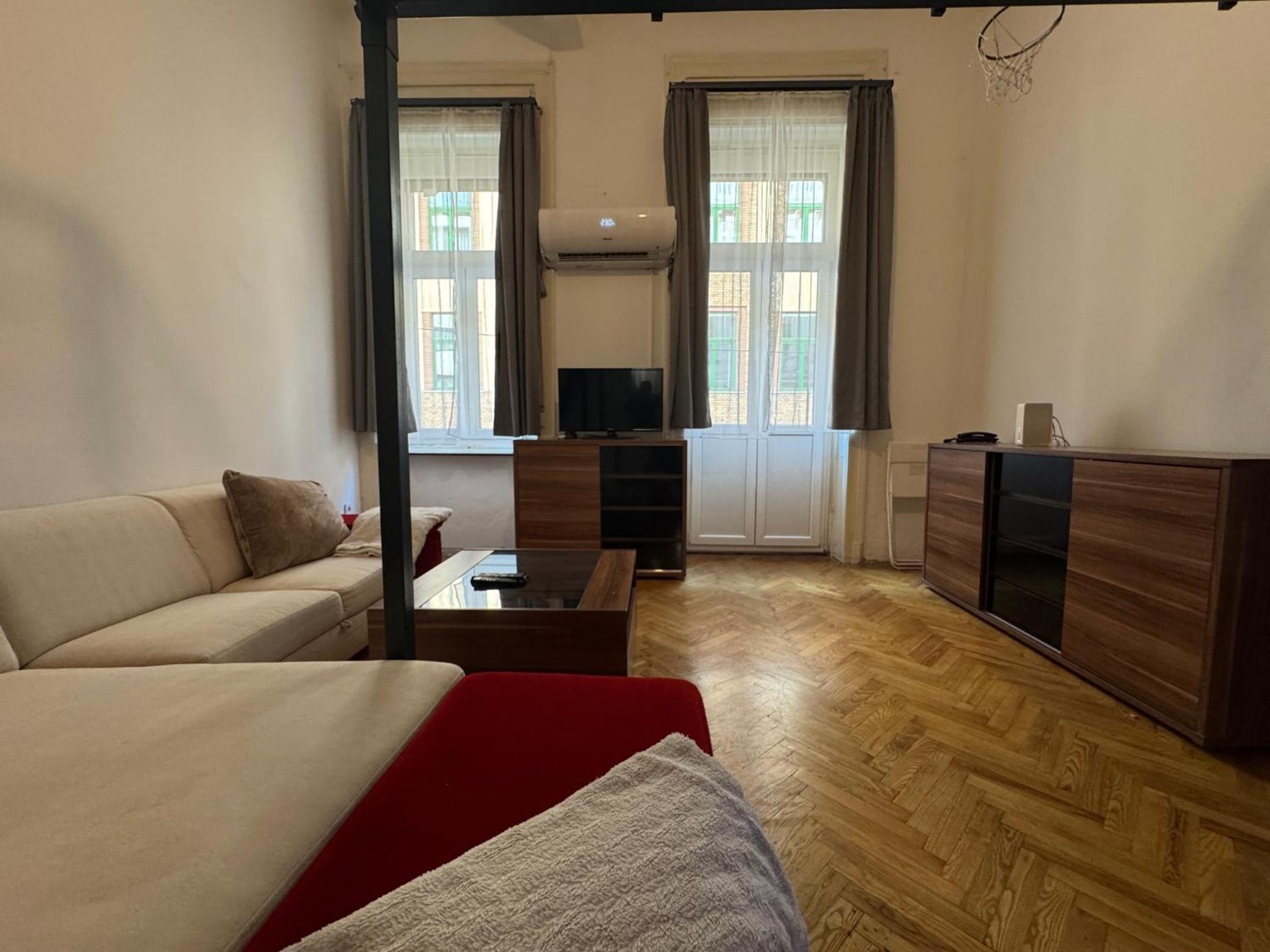 Superior One-Bedroom Apartment with Balcony