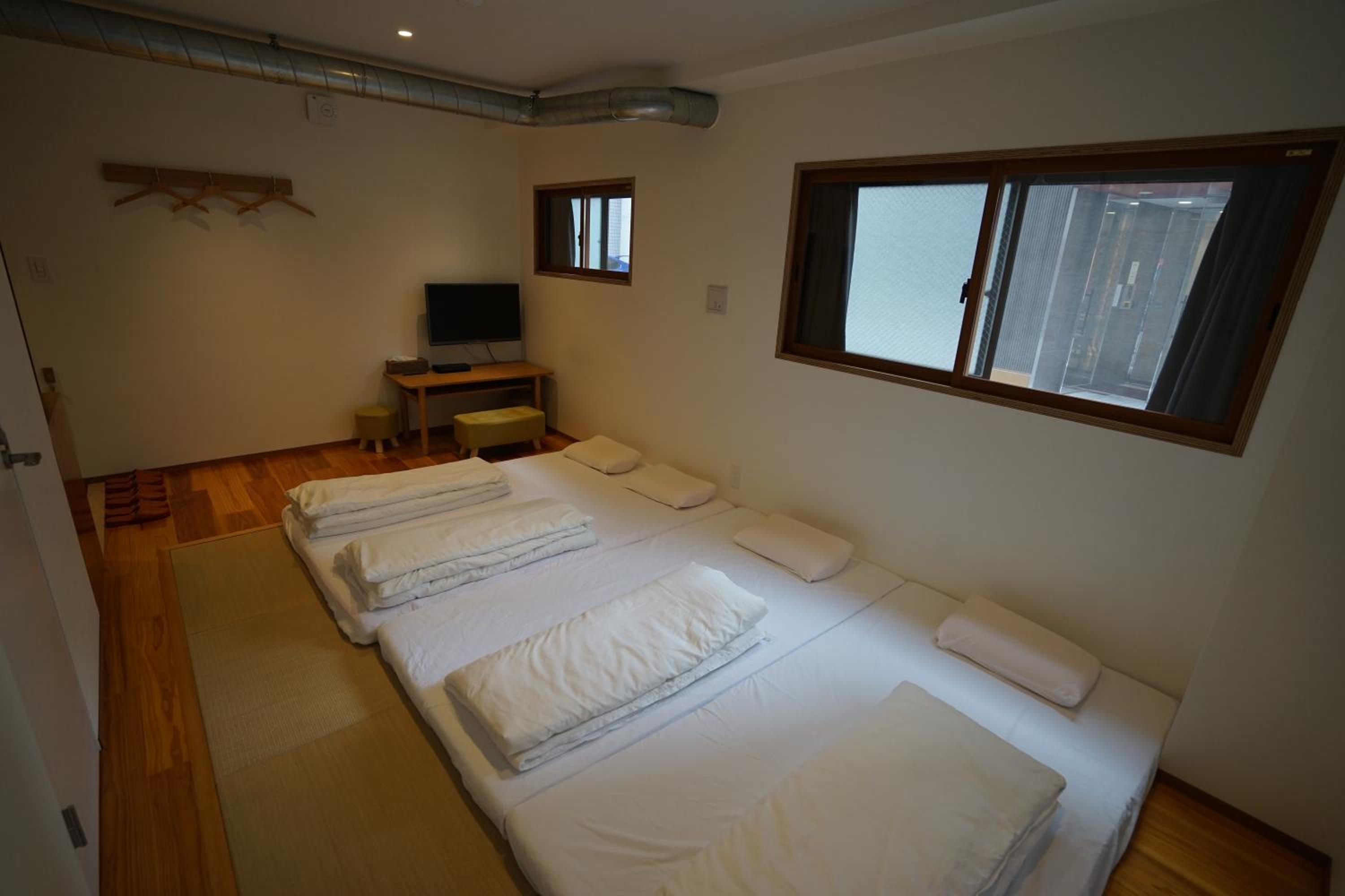Comfort Triple Room with Shower photo 2