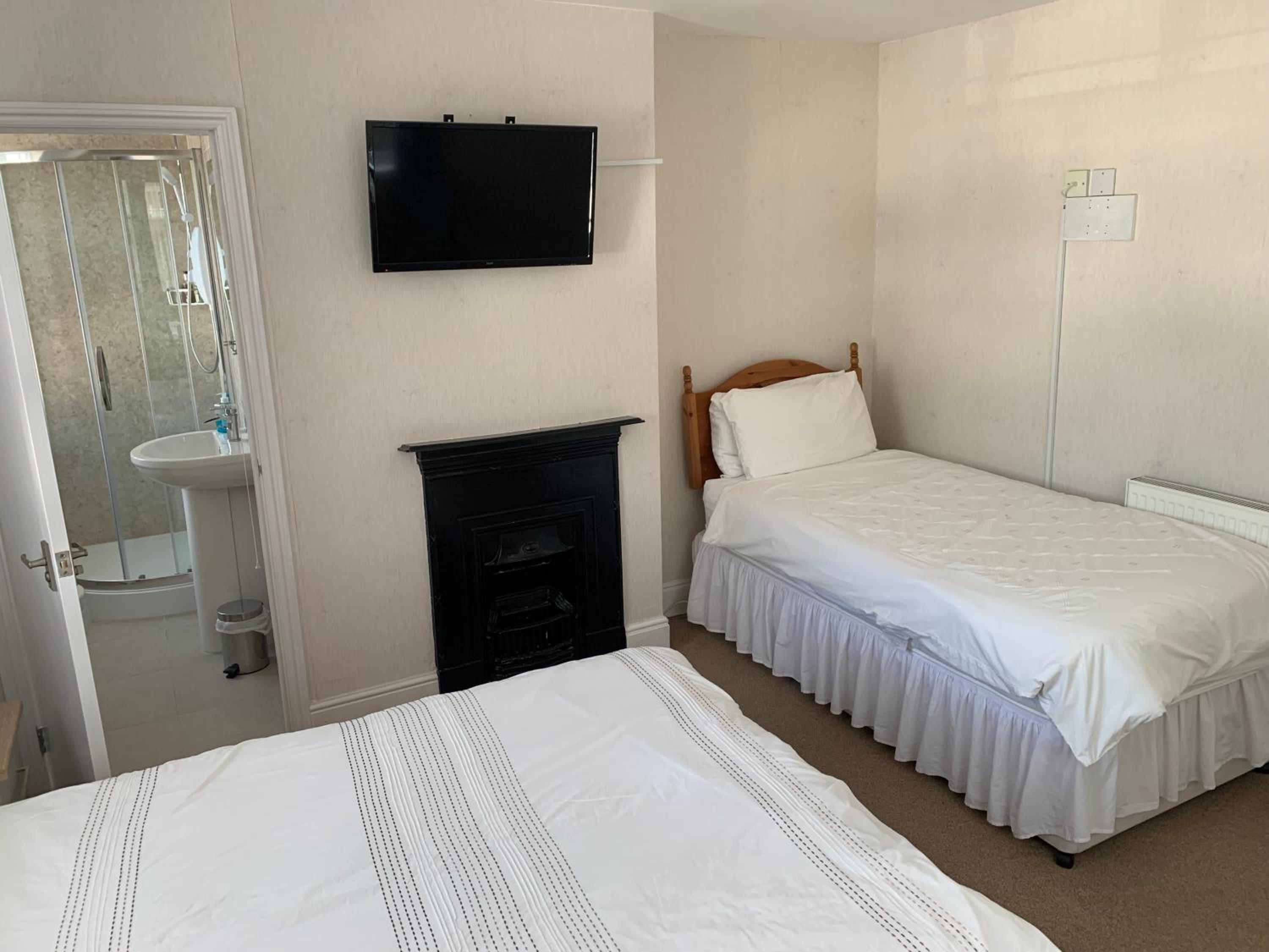 Family Double Room photo 2