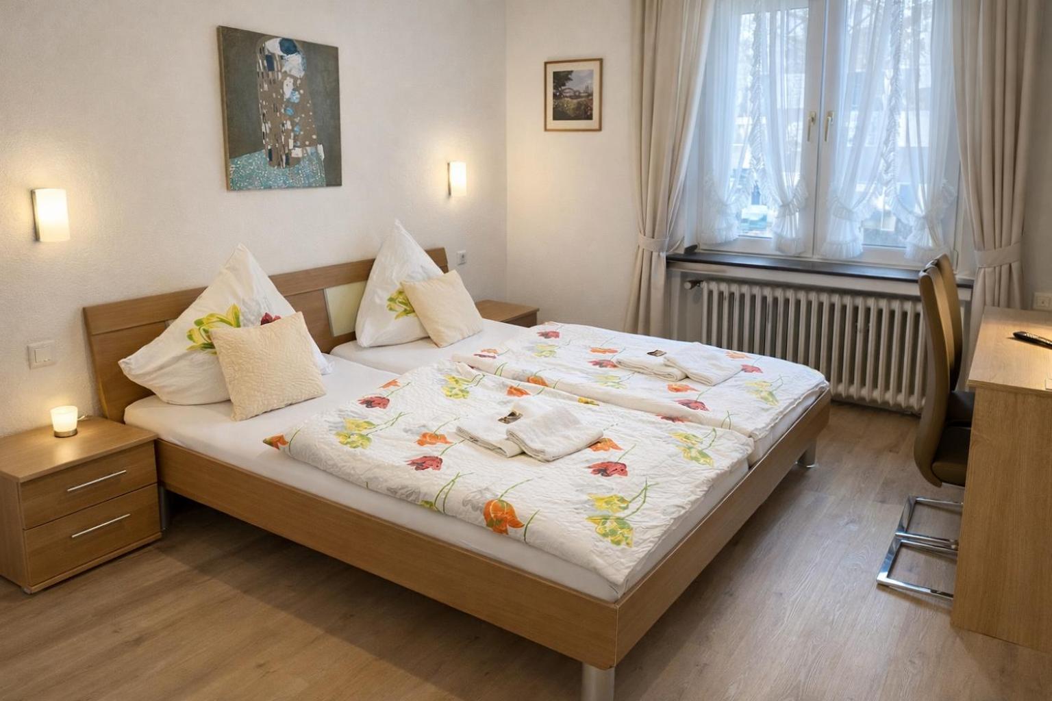 Standard King Room