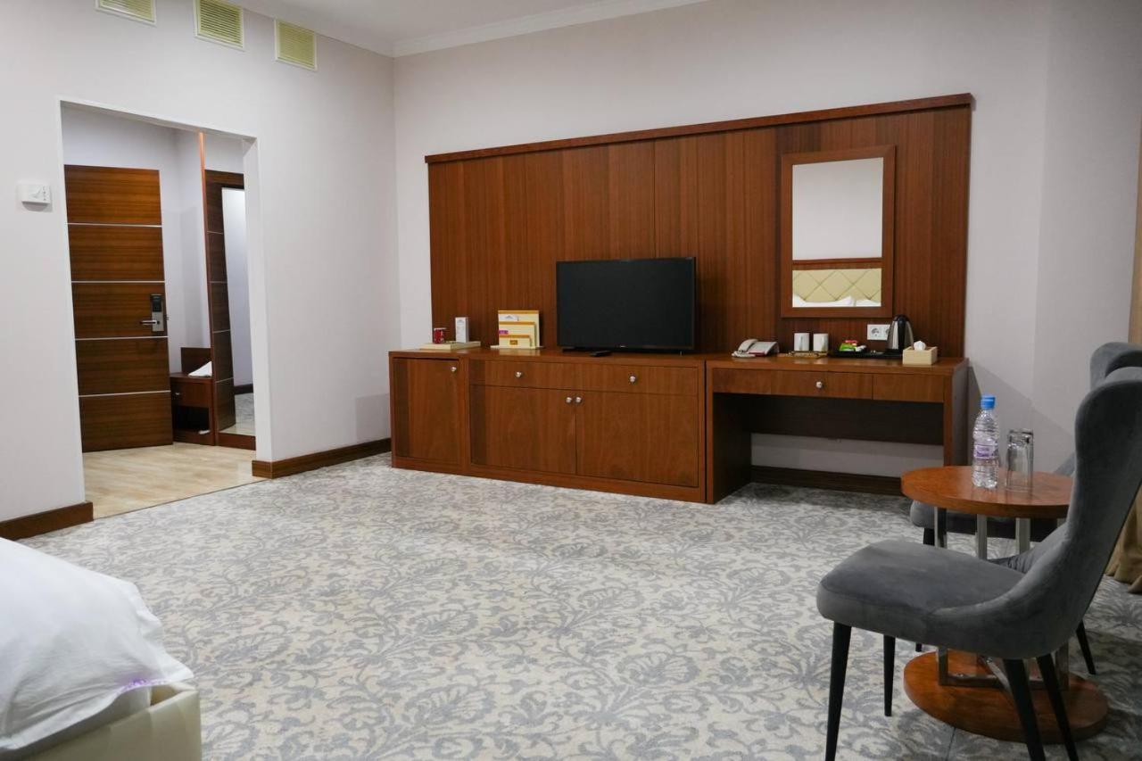 Large Double Room photo 2