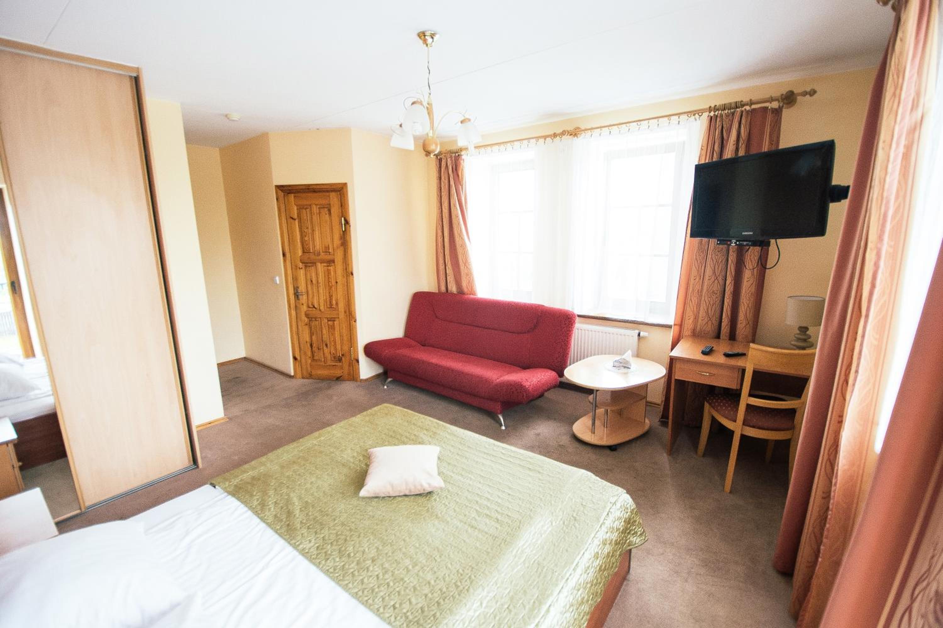 Superior Triple Room photo 2