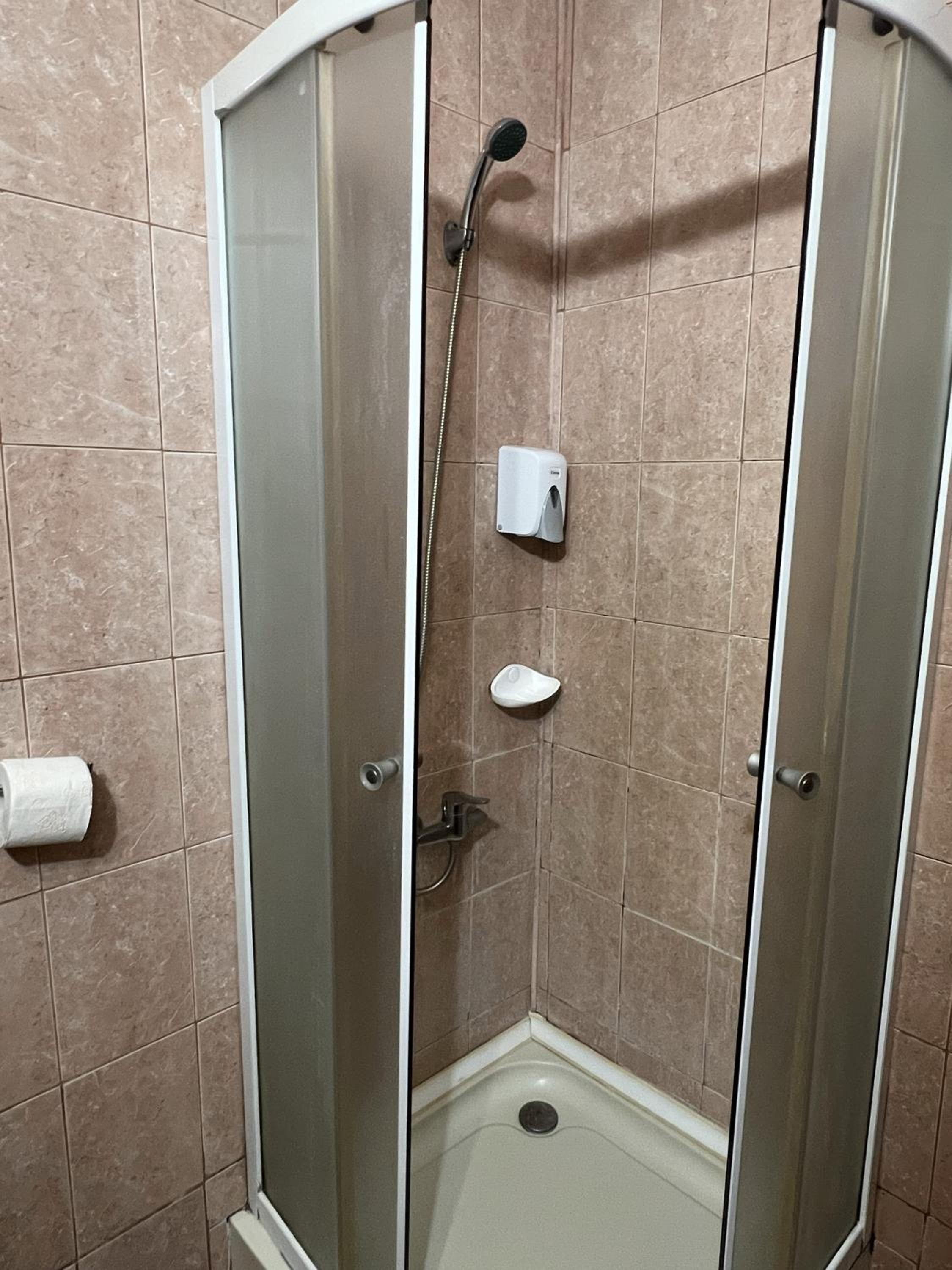 Standard Twin Room photo 2