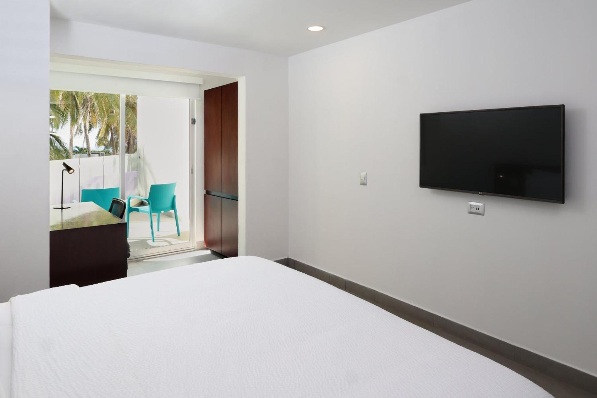 King Room - Disability Access photo 3