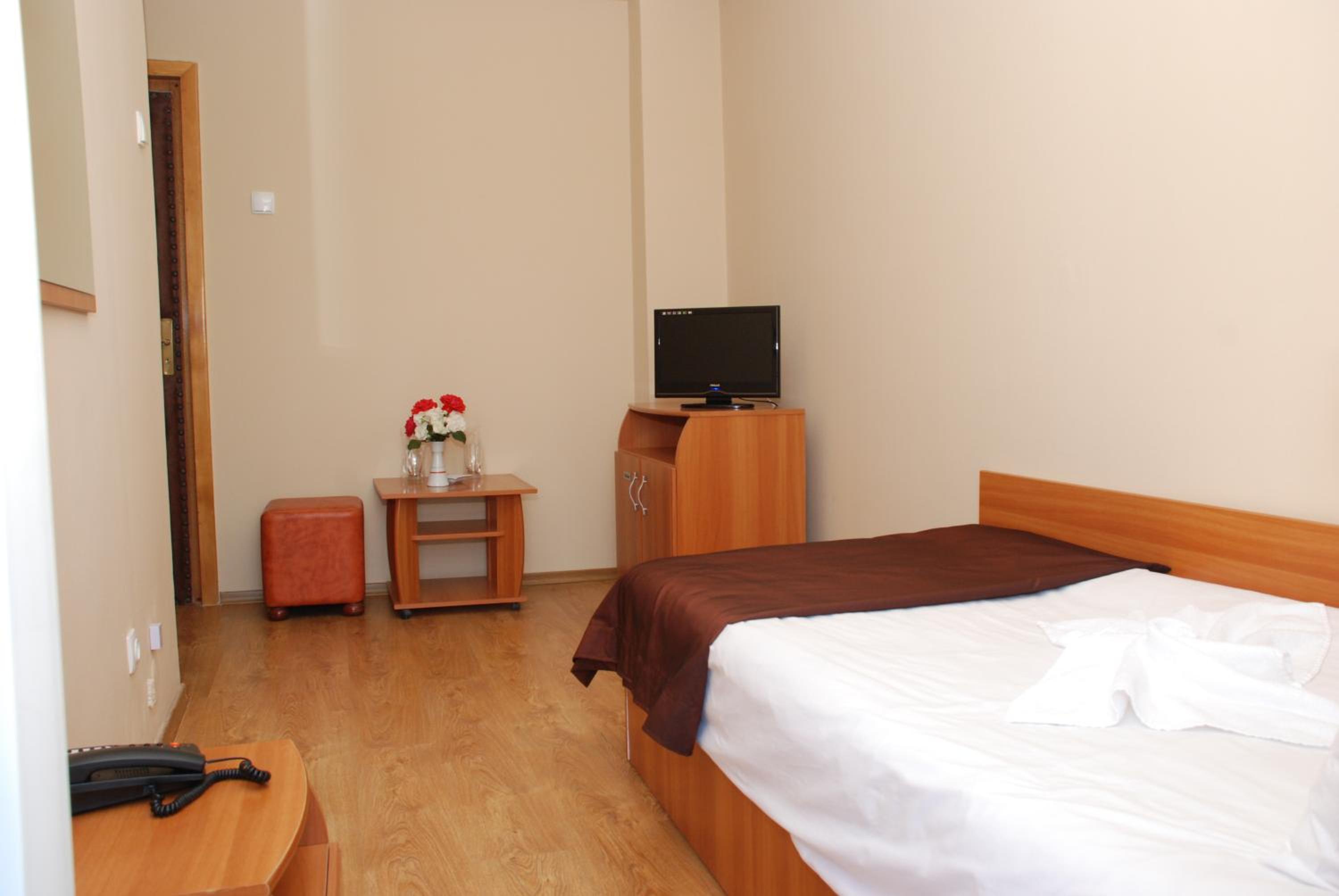 Triple Room - Photo 1