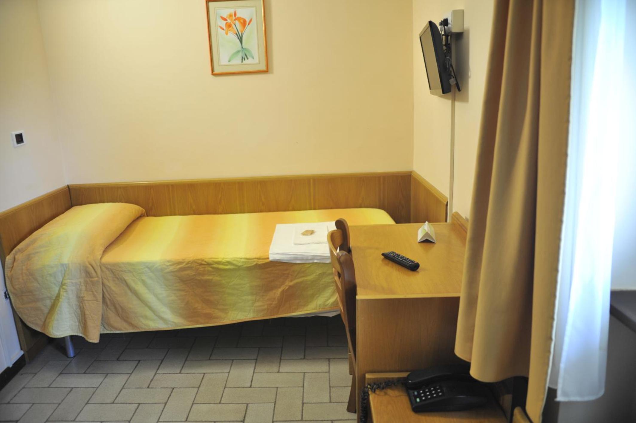 Single Room with Private Bathroom